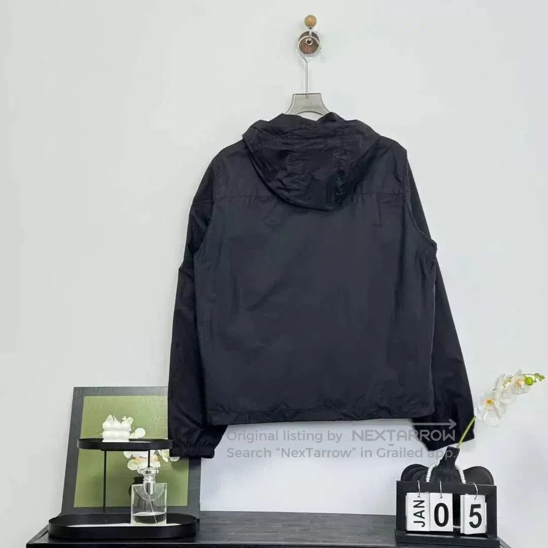 Prada prada black nylon coat with metal logo. Size US XL / EU 56 / 4 - 3 Thumbnail