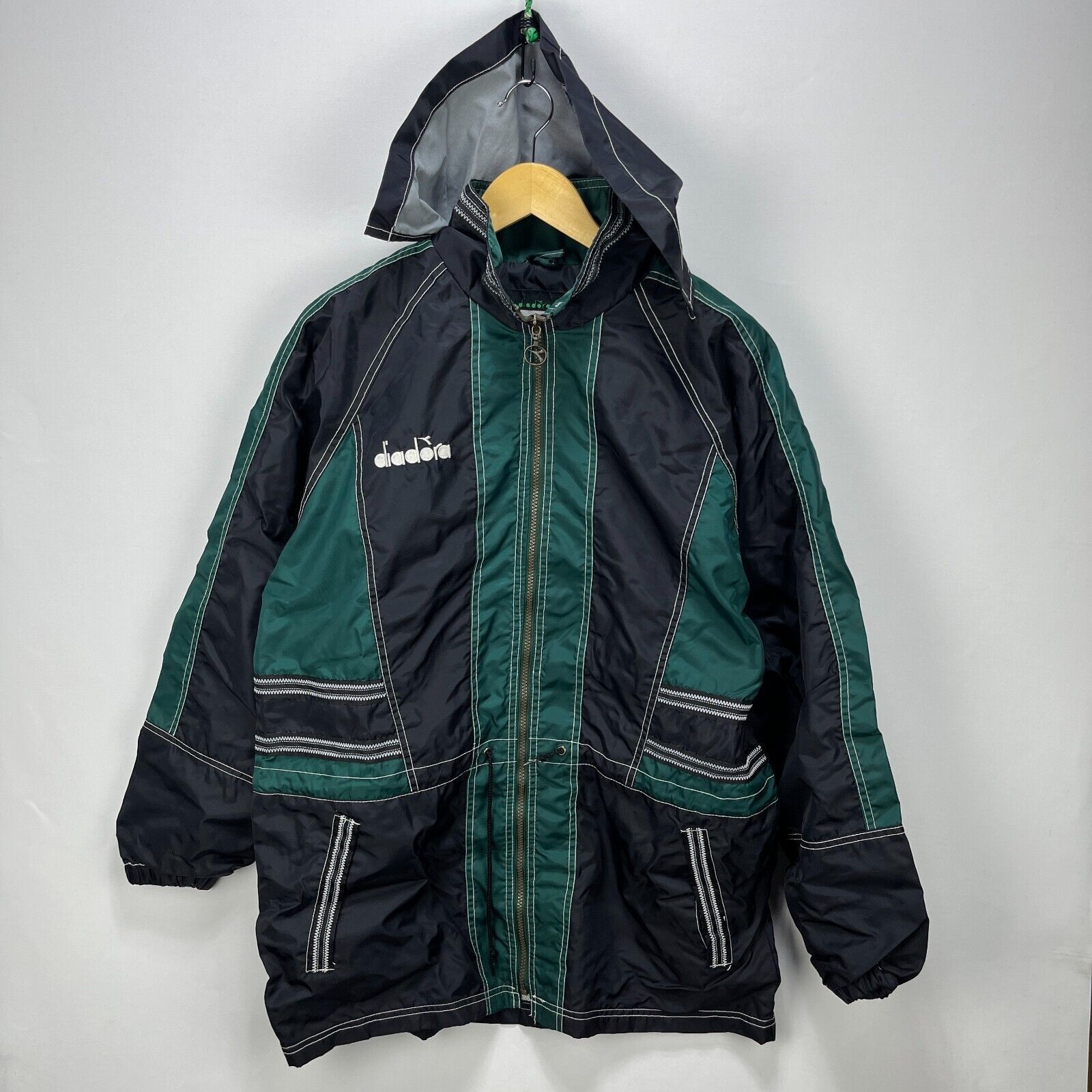 Vintage 90s Diadora Windbreaker Jacket Medium