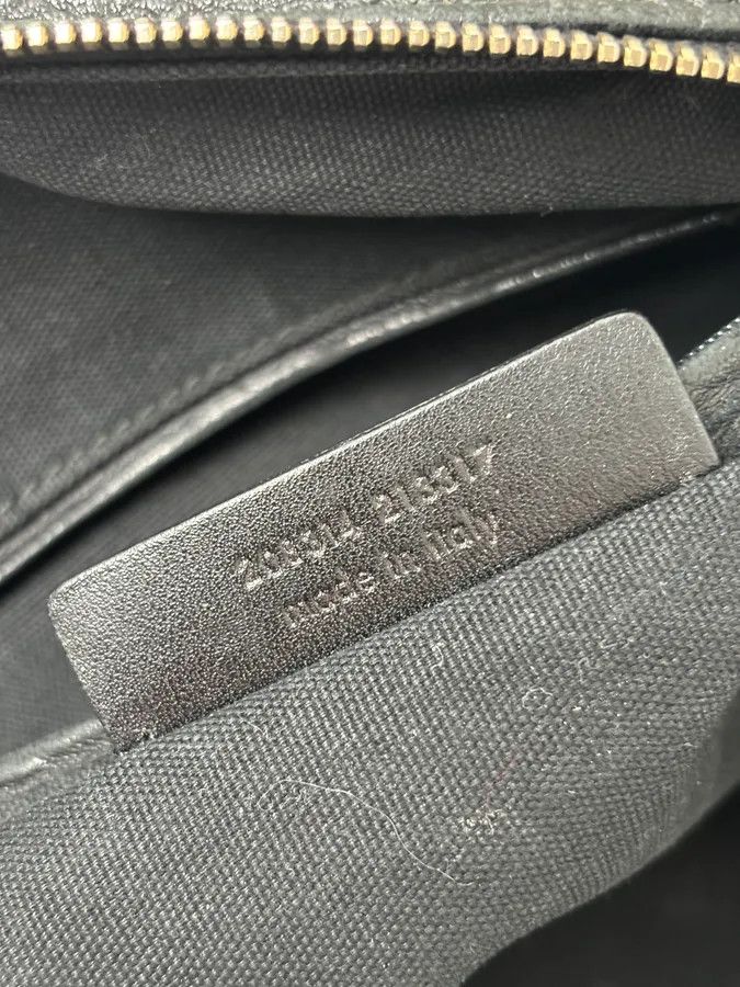 Yves Saint Laurent Yves Saint Laurent Grey Brut Leather Handle Bag Size ONE SIZE - 13 Thumbnail