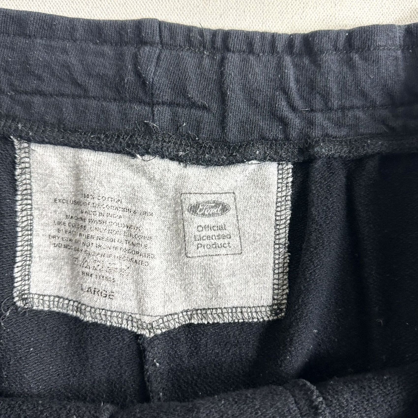 Ford Ford Mustang Sweat Shorts Mens Large Black Official Licensed Fleece Sports Athletic Pockets Adjustable Waist Size US 33 - 7 Thumbnail