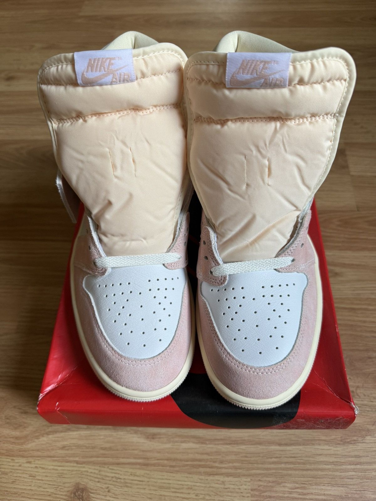 Nike WMNS Air Jordan 1 “Washed Pink” Size US 10 / EU 43 - 3 Thumbnail