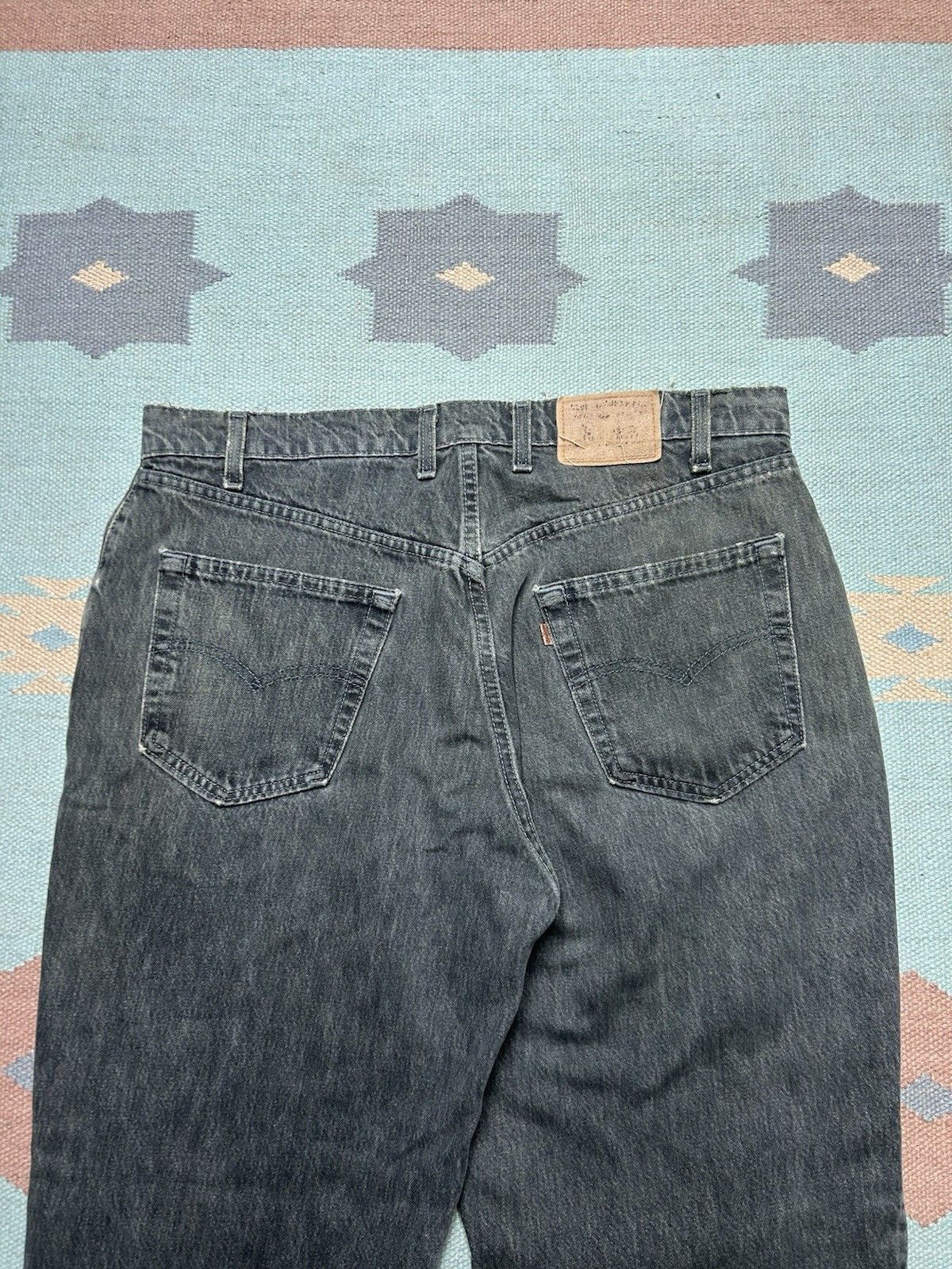 Vintage Vtg 90s Levi’s 546 jeans distressed goth grunge USA 36x30 Size US 36 / EU 52 - 3 Thumbnail