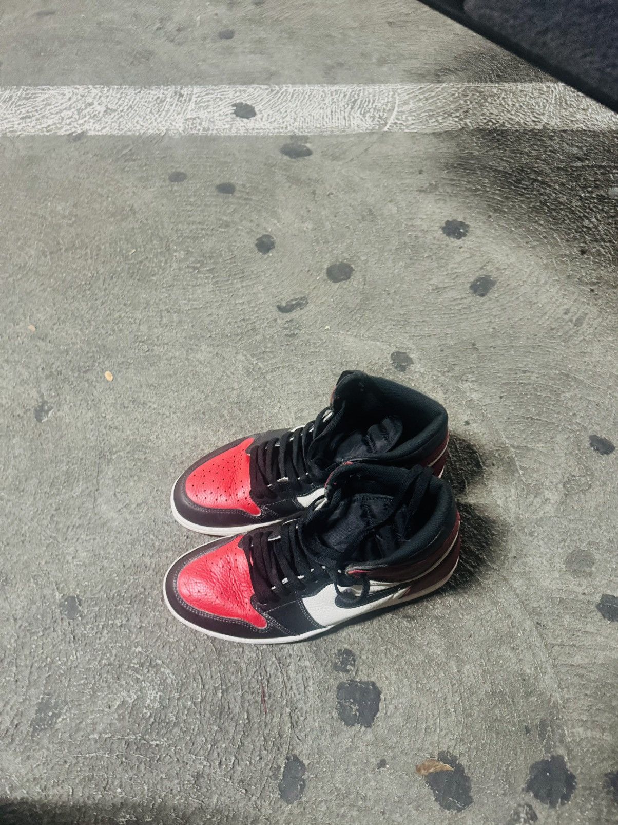 Jordan Brand × Nike OG Bred Toe Jordan 1’s Size US 10 / EU 43 - 4 Thumbnail