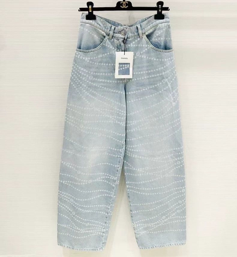 Chanel Chanel 25P light blue pearl jeans wide-leg trousers Size 24" / US 00 / IT 34 - 1 Thumbnail