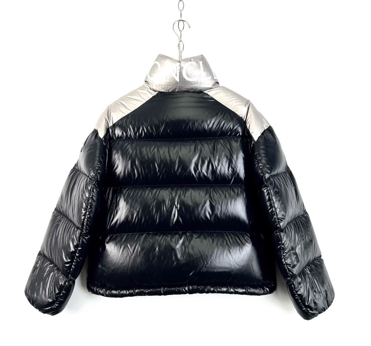 Moncler Moncler Silver Color Block Stand Collar Logo Down Jacket K12 Size US M / EU 48-50 / 2 - 2 Thumbnail