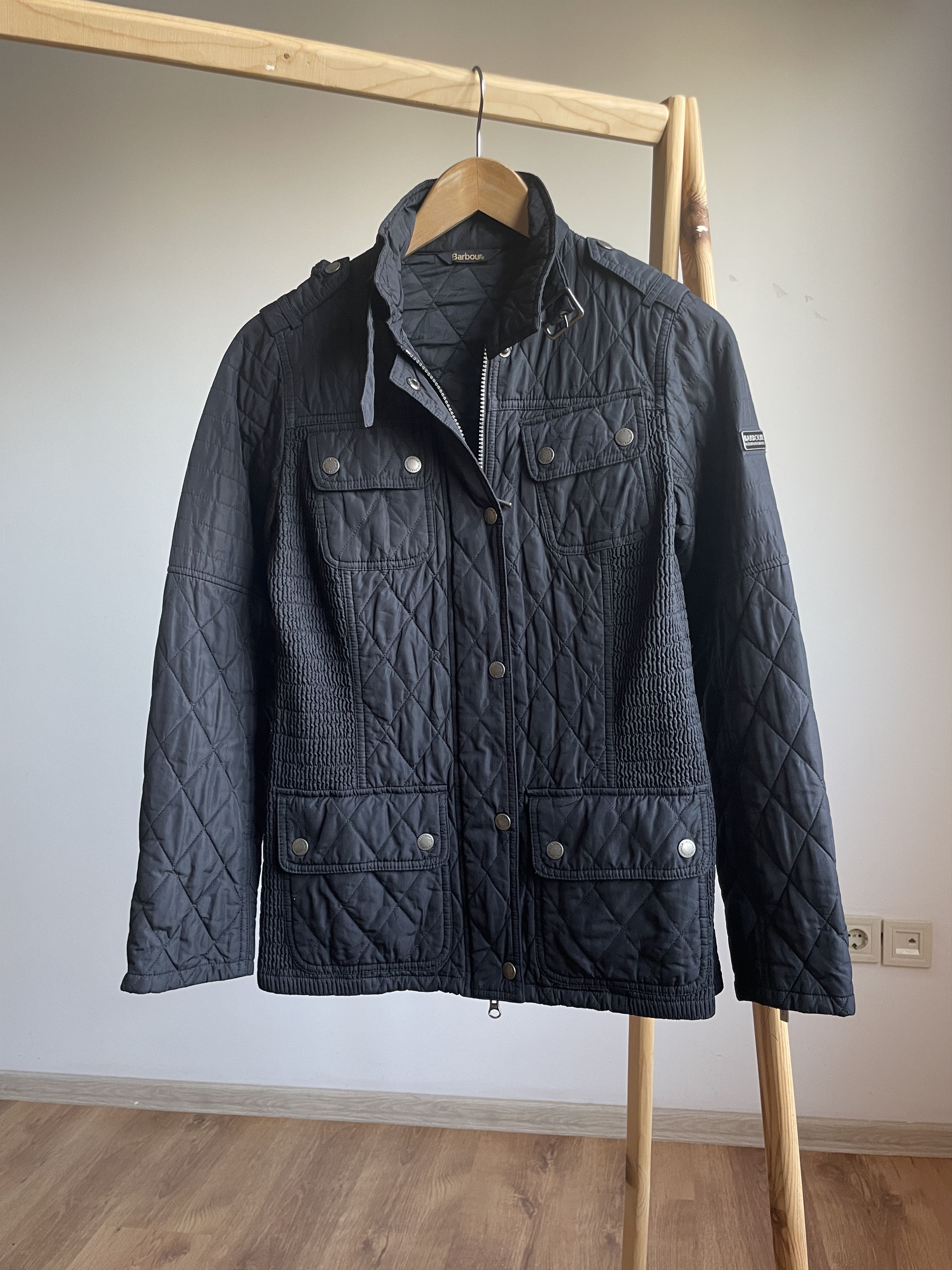 Barbour Barbour International Womens Fireblade Ribbed Quilted Jacket Size M / US 6-8 / IT 42-44 - 1 Thumbnail