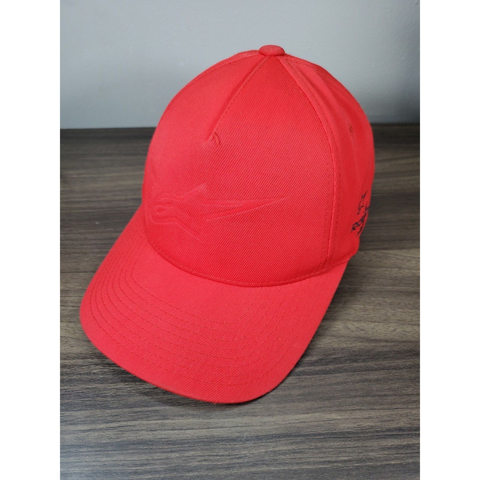 Alpinestars RARE Alpinestars Hat Red Ride Dry Flexfit Small-Medium Cap Size 36 - 1 Thumbnail
