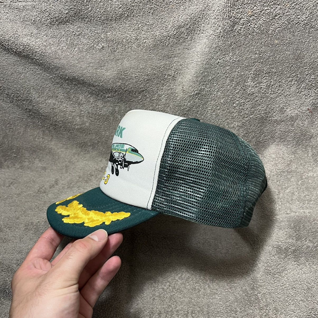 Vintage Vintage 70s Ozark Airlines Mesh Trucker Hat SnapBack USA Size ONE SIZE - 3 Thumbnail