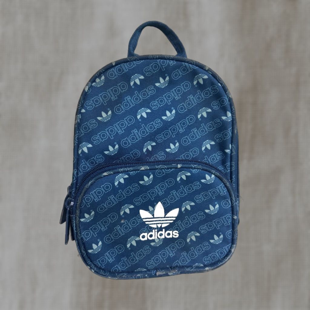 patagonia duffel bag black Hole Black / 55L My Melody Backpack for A zippered side pocket color-paint-pour-multi Color:GEMG_Gem Green