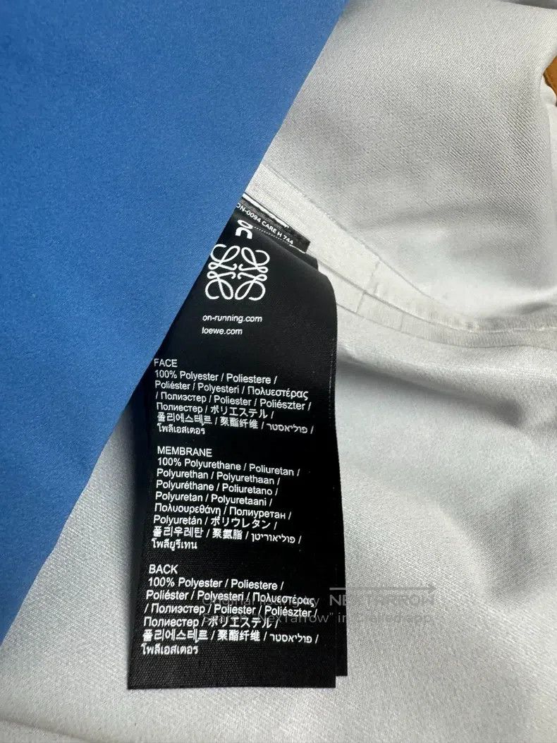 Loewe Loewe ON Collaboration Gradient Blue Waterproof Windbreake Size US S / EU 44-46 / 1 - 5 Thumbnail
