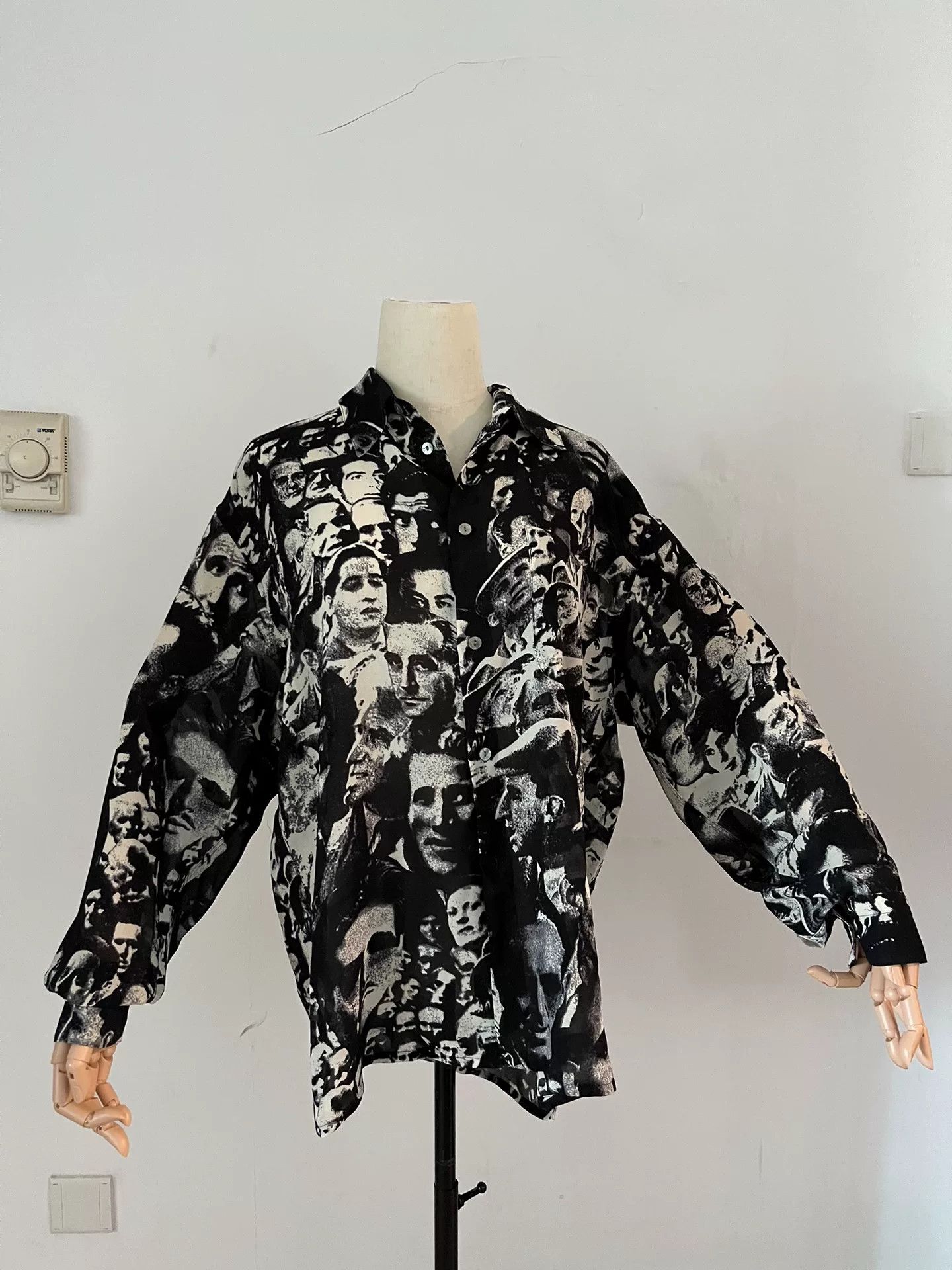 Jean Paul Gaultier Jean Paul Gaultier Portrait Print Shirt Size US M / EU 48-50 / 2 - 1 Thumbnail
