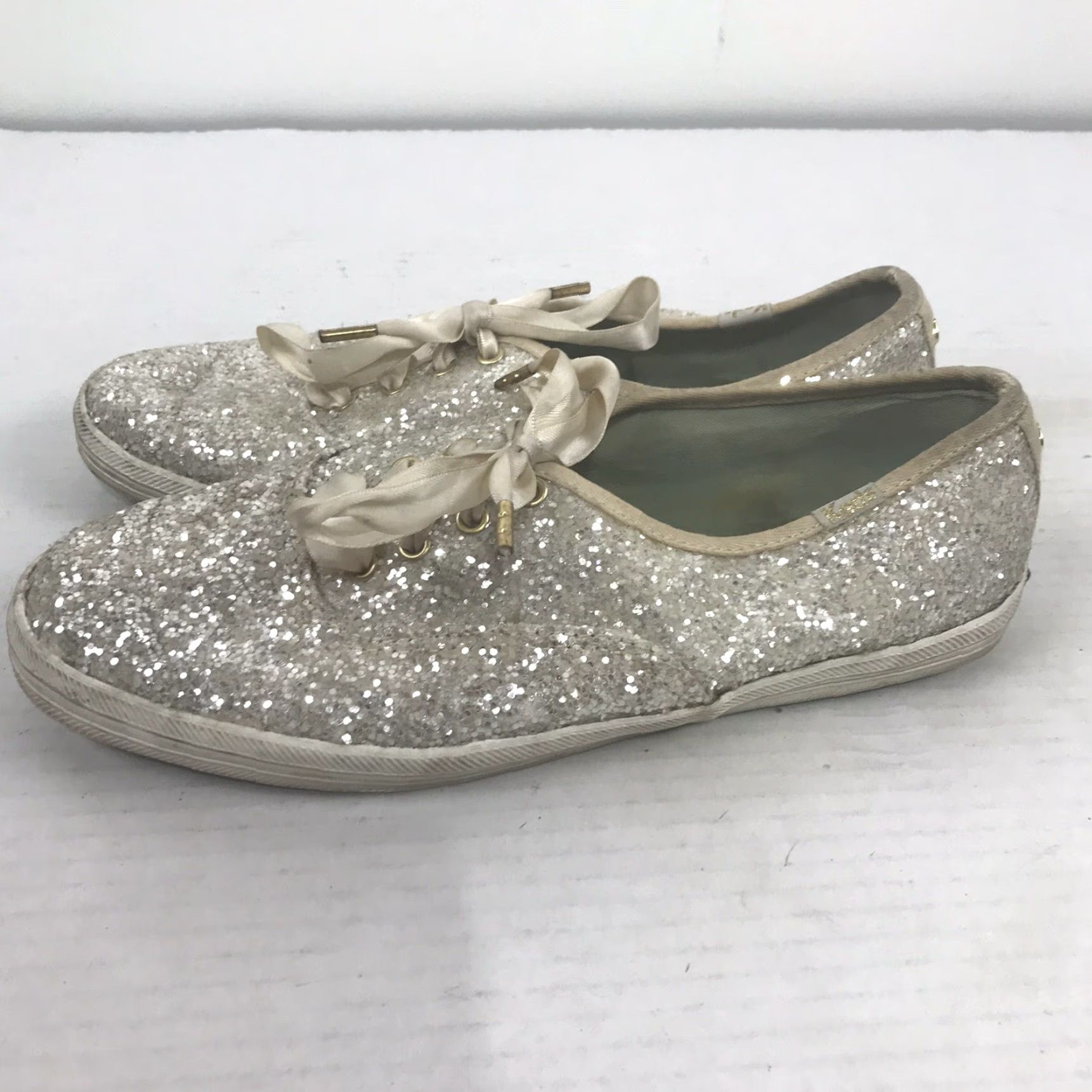 Keds Kate Spade Keds Women’s Champagne Glitter Canvas Sneakers Size 7 Low Top Casual Athletic Size US 7 / IT 37 - 3 Thumbnail