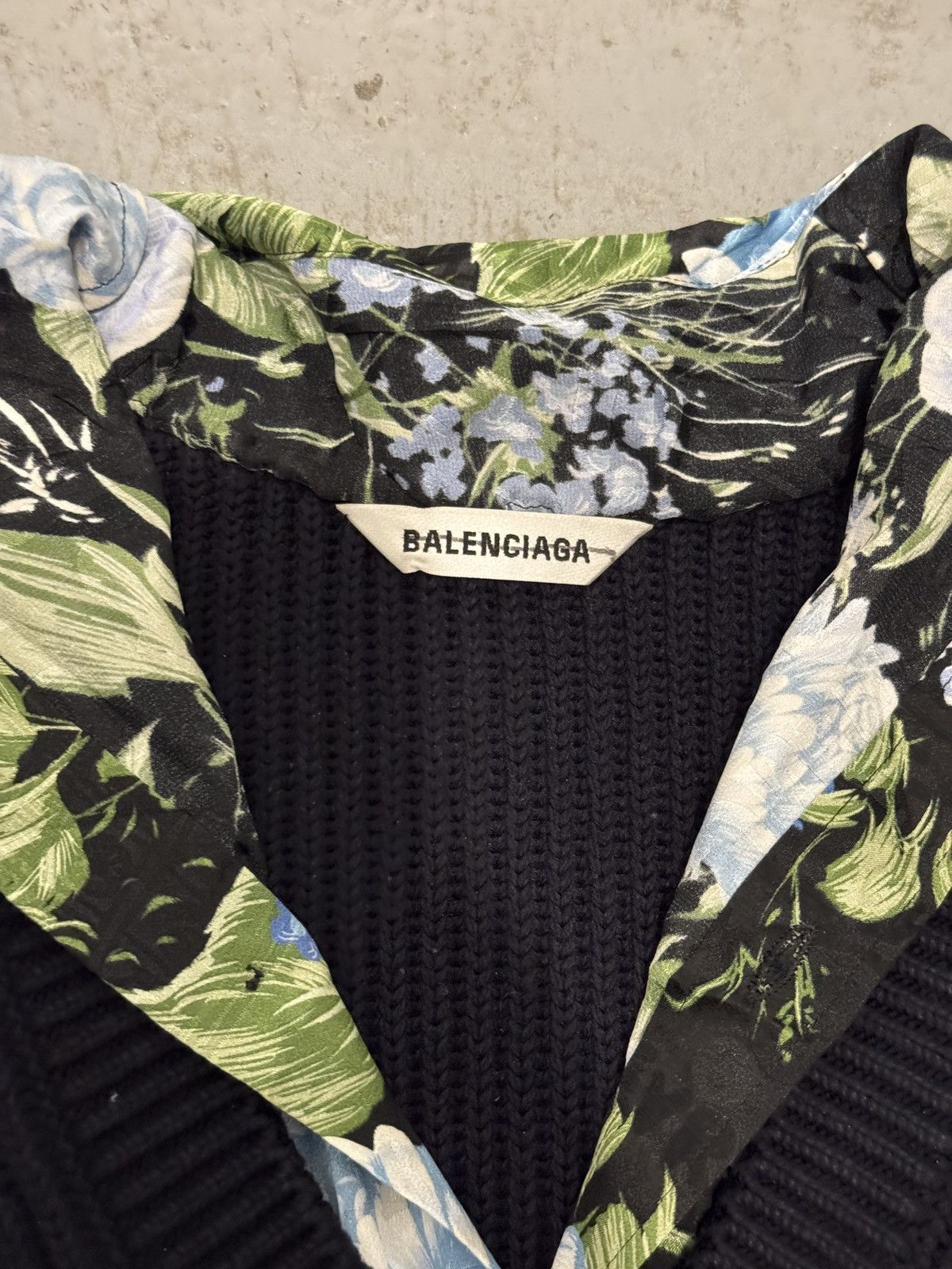 Balenciaga *RARE* BALENCIAGA DEMNA OVERSIZED LAYERED TROMPE OEIL FLORAL Size L / US 10 / IT 46 - 12 Thumbnail