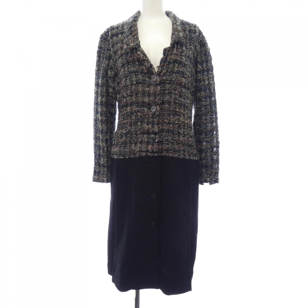 Chanel Chanel Chanel P11620V02438 98A Coat Others Outerwear P11620V02438 98A DUTY FREE for USA Size ONE SIZE - 1 Thumbnail