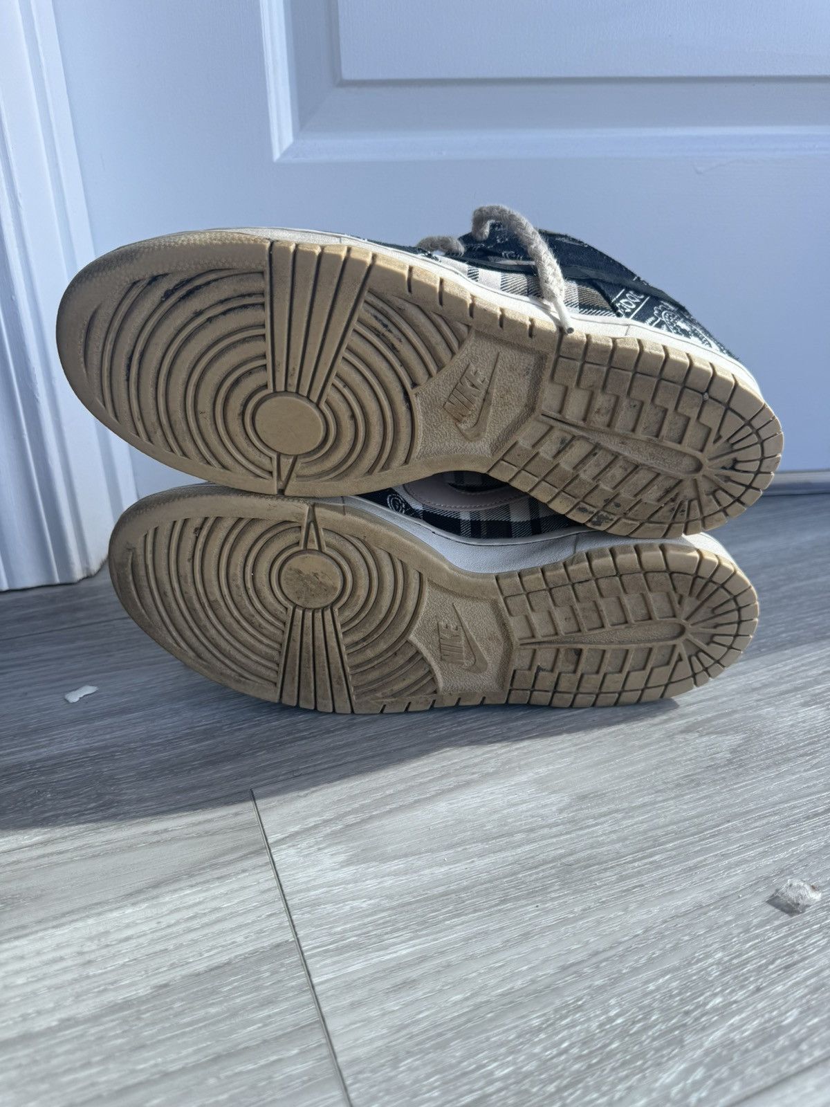 Nike × Nike SB × Travis Scott Travis Scott Nike Sb Low Dunk Size US 10 / EU 43 - 14 Thumbnail