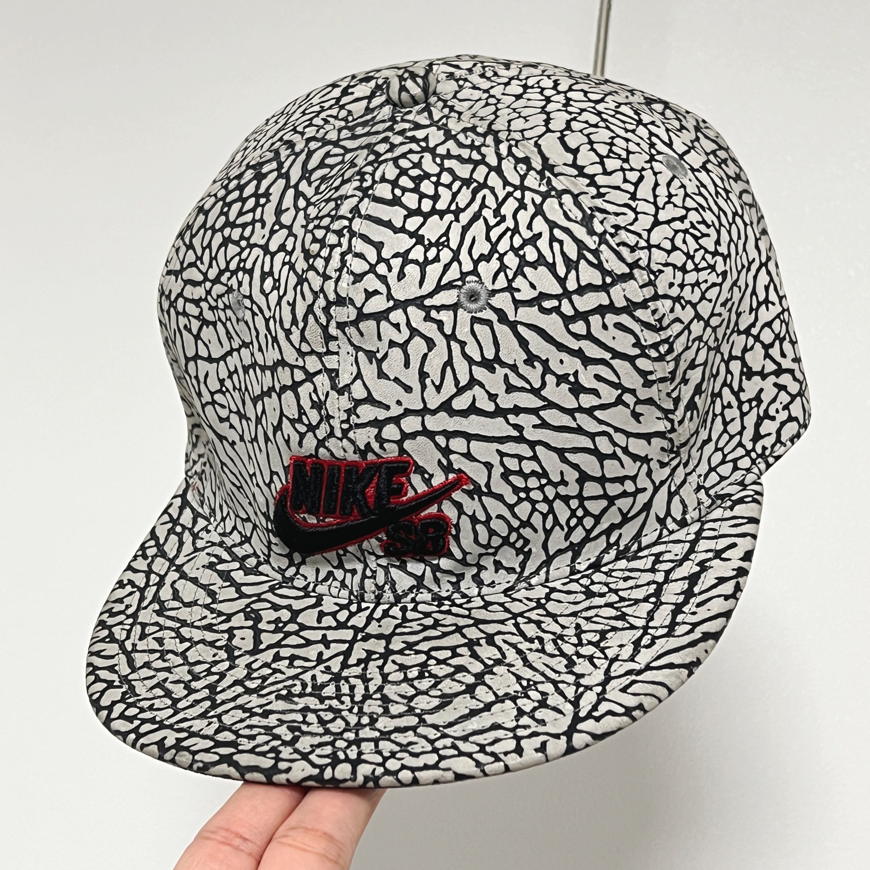 Nike NIKE SB Elephant Print Cement Fitted Hat Size ONE SIZE - 2 Thumbnail