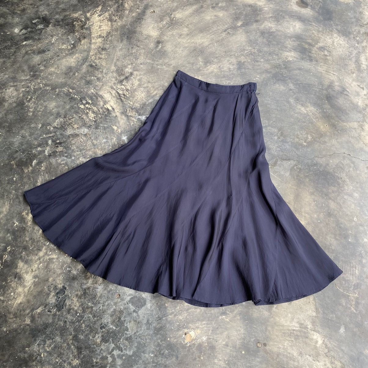 Comme des Garcons Comme des Garcons Navy-Black Silk Flare Skirt Size 25" / US 0 / IT 36 - 2 Thumbnail