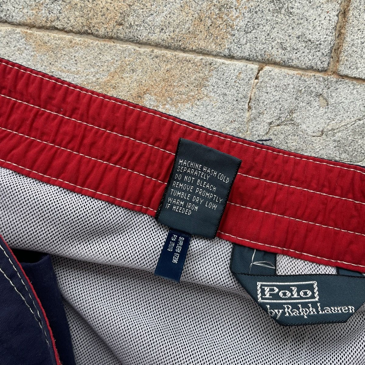 Polo Ralph Lauren Vintage Polo Ralph Lauren Swimwear Pony Cargo Trunks Shorts Size US 32 / EU 48 - 5 Thumbnail
