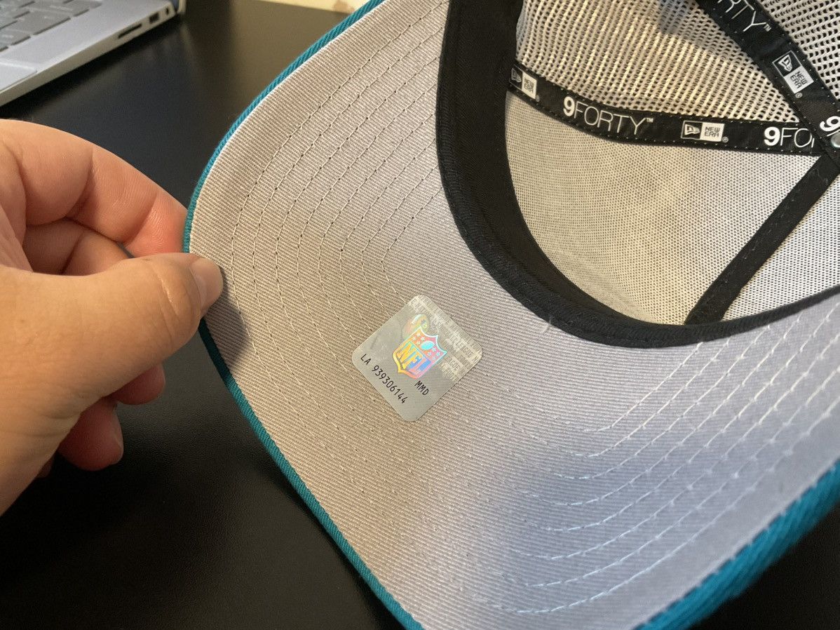 New Era 9Forty New Era Miami Dolphins NFL Trucker hat Size ONE SIZE - 4 Thumbnail