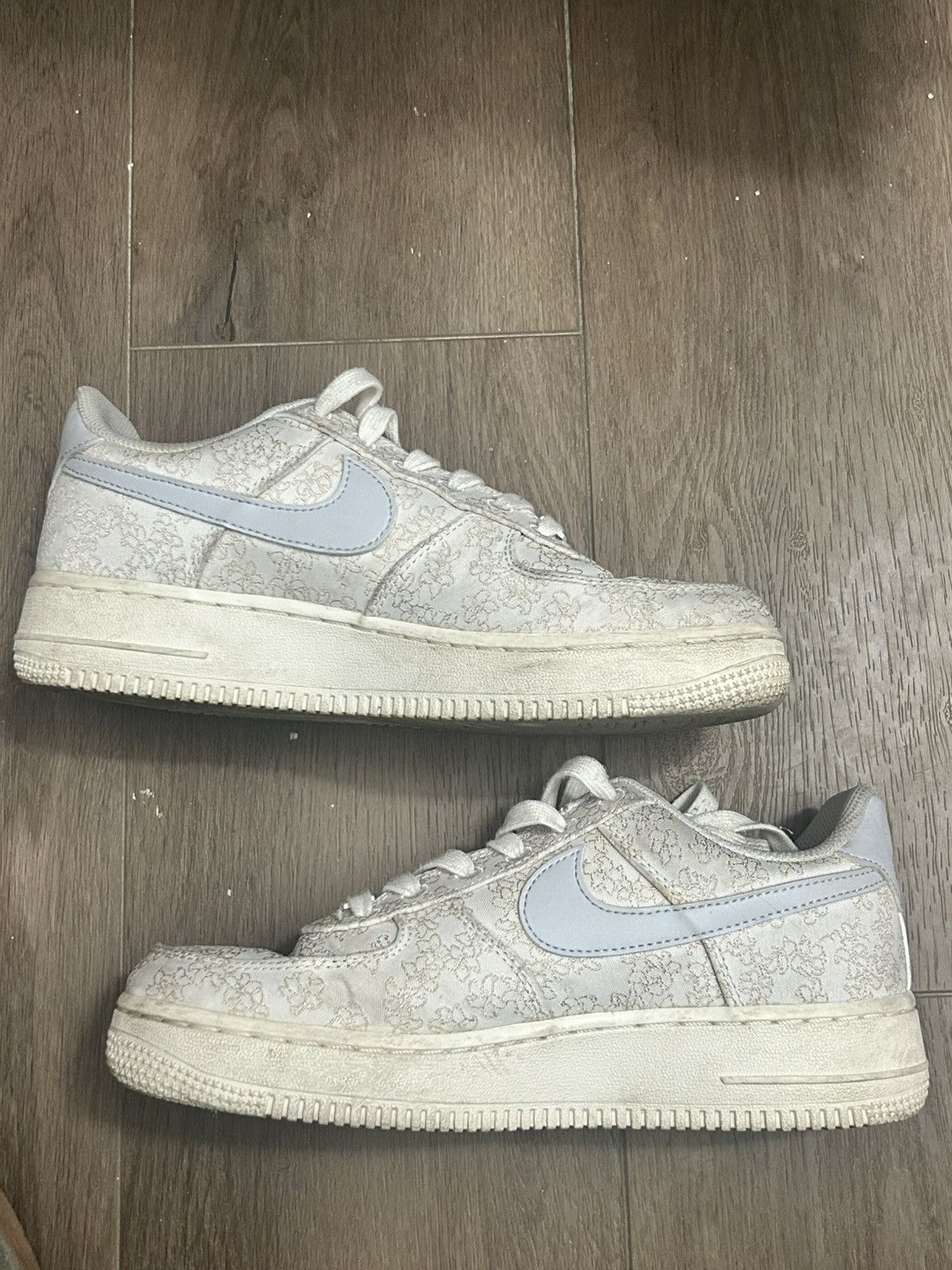 Nike Nike air force 1 beige with flowers and baby blue swoosh Size US 7.5 / IT 37.5 - 1 Thumbnail