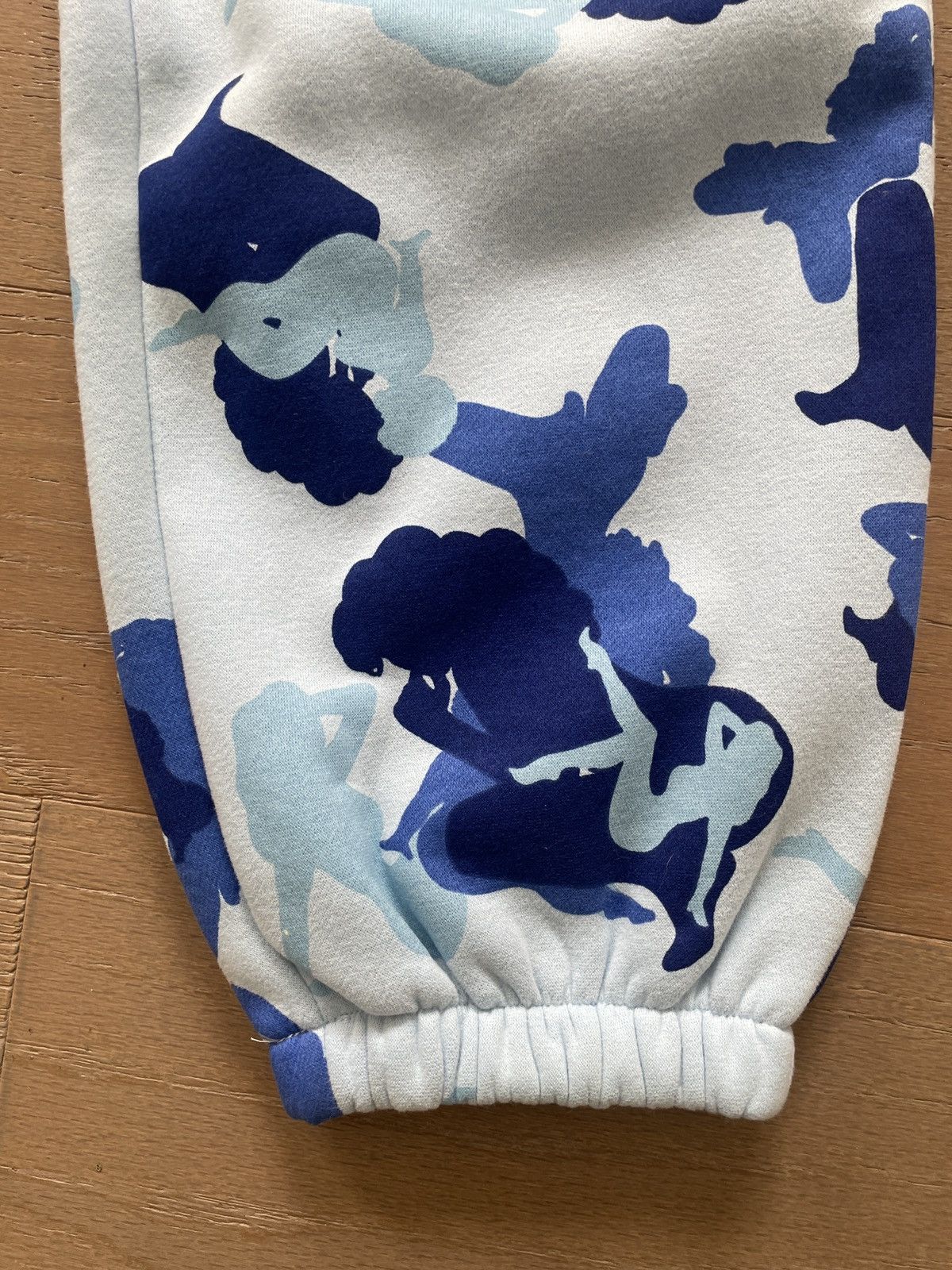 Named Collective NAMED COLLECTIVE - “UNREALISTIC IDEALS” CAMO SWEATPANTS Size US 32 / EU 48 - 5 Thumbnail