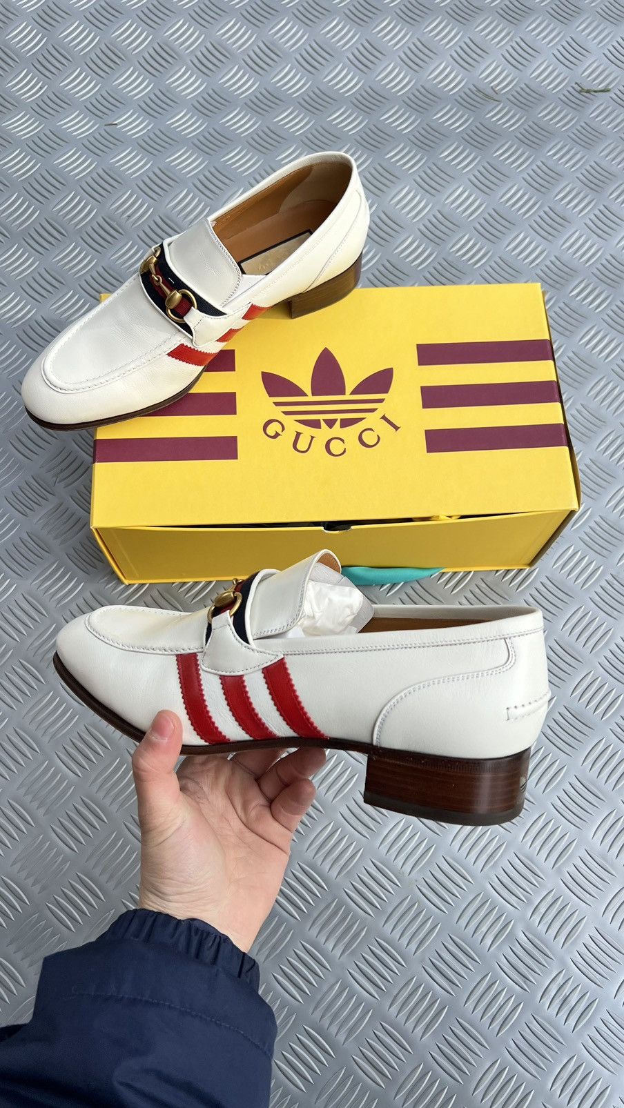 Gucci Gucci x Adidas Size US 10 / EU 43 - 2 Thumbnail