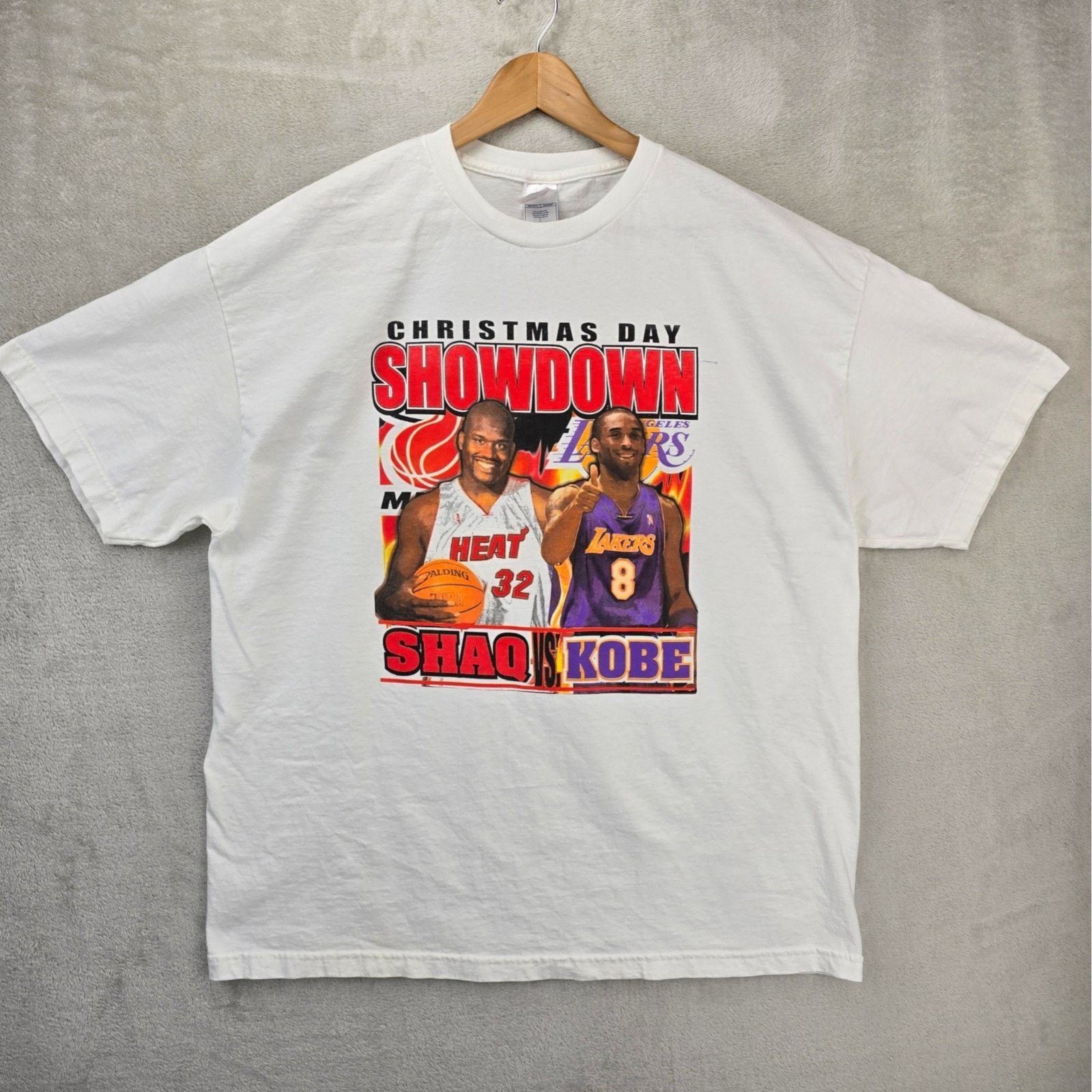 Other Vintage Kobe vs Shaq Shirt XXL Christmas Day Showdown 2004 Size US XXL / EU 58 / 5 - 1 Thumbnail
