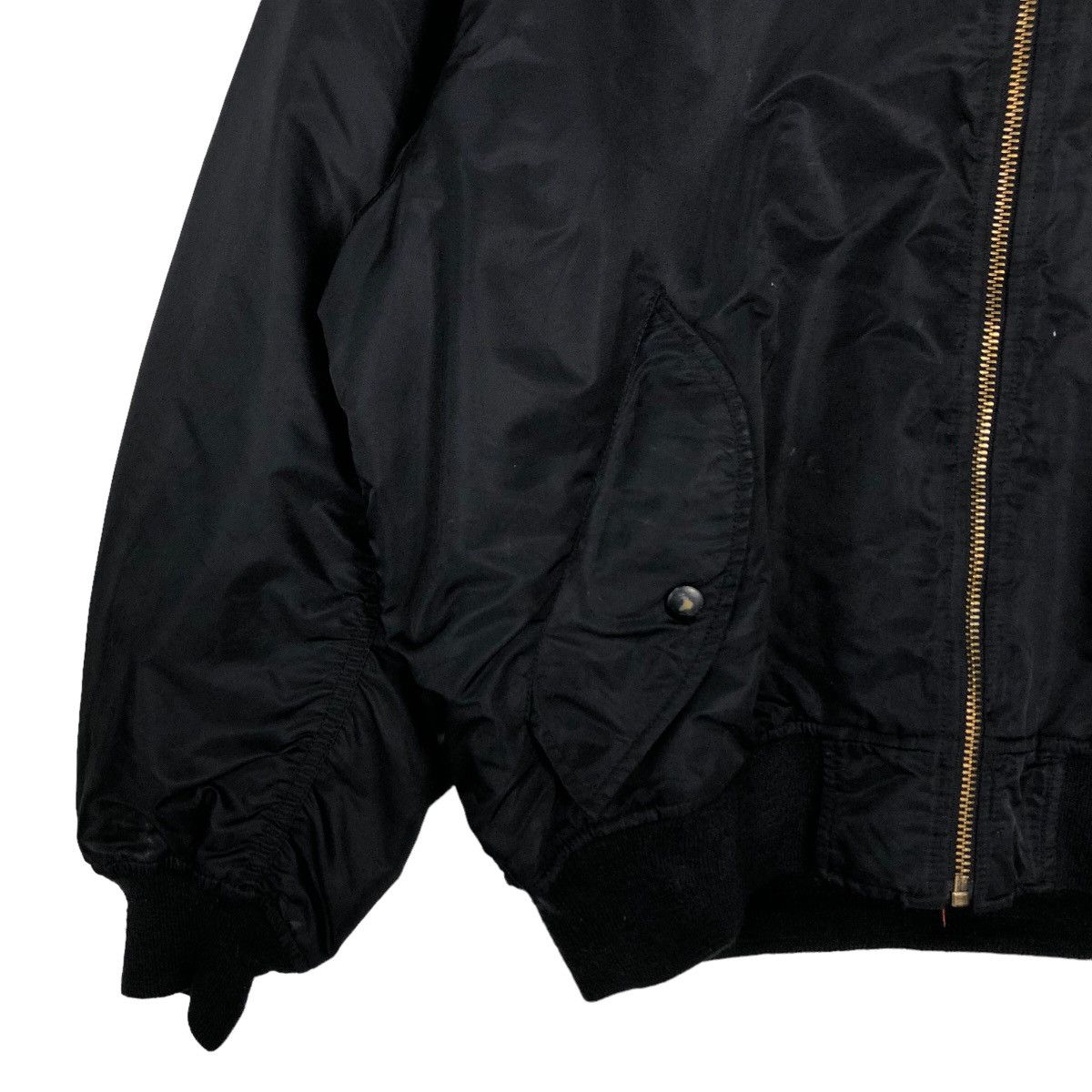 Japanese Brand 🔥90’s Vintage Bomber Jacket Uniqlo Japan Made Size US S / EU 44-46 / 1 - 4 Thumbnail