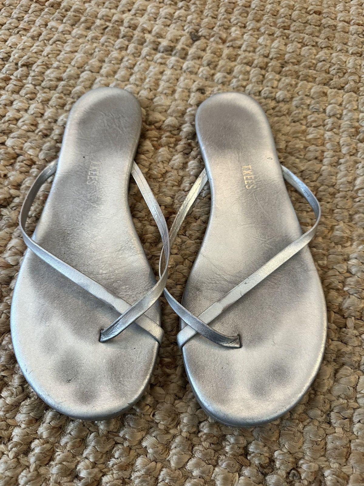 Other TKEES Riley Metallics Silver Flip-Flops size 12 Size US 12 / IT 42 - 6 Thumbnail