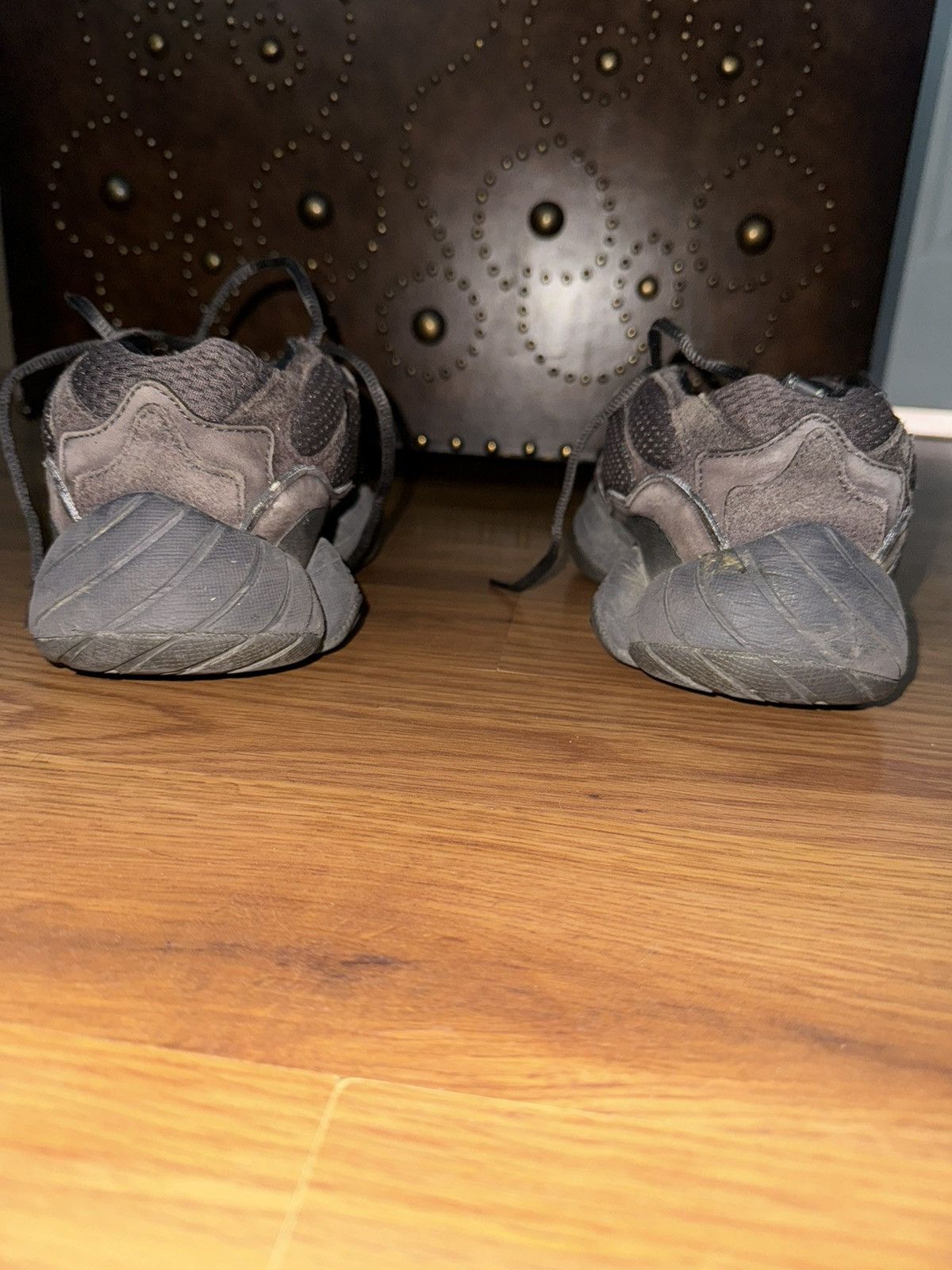 Adidas Yeezy 500 utility black sz 9.5 Size US 9.5 / EU 42-43 - 4 Thumbnail