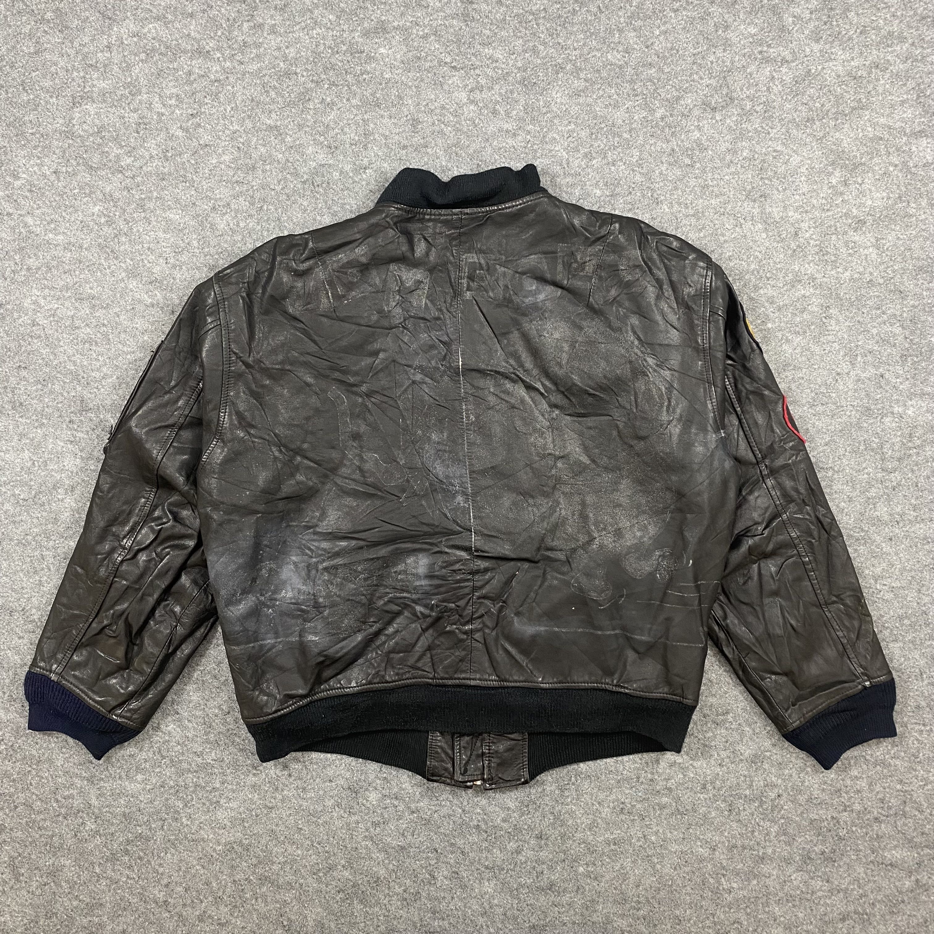 If Six Was Nine VINTAGE PATCH BAND BOMBER LEATHER JACKET-J638 Size US M / EU 48-50 / 2 - 2 Thumbnail