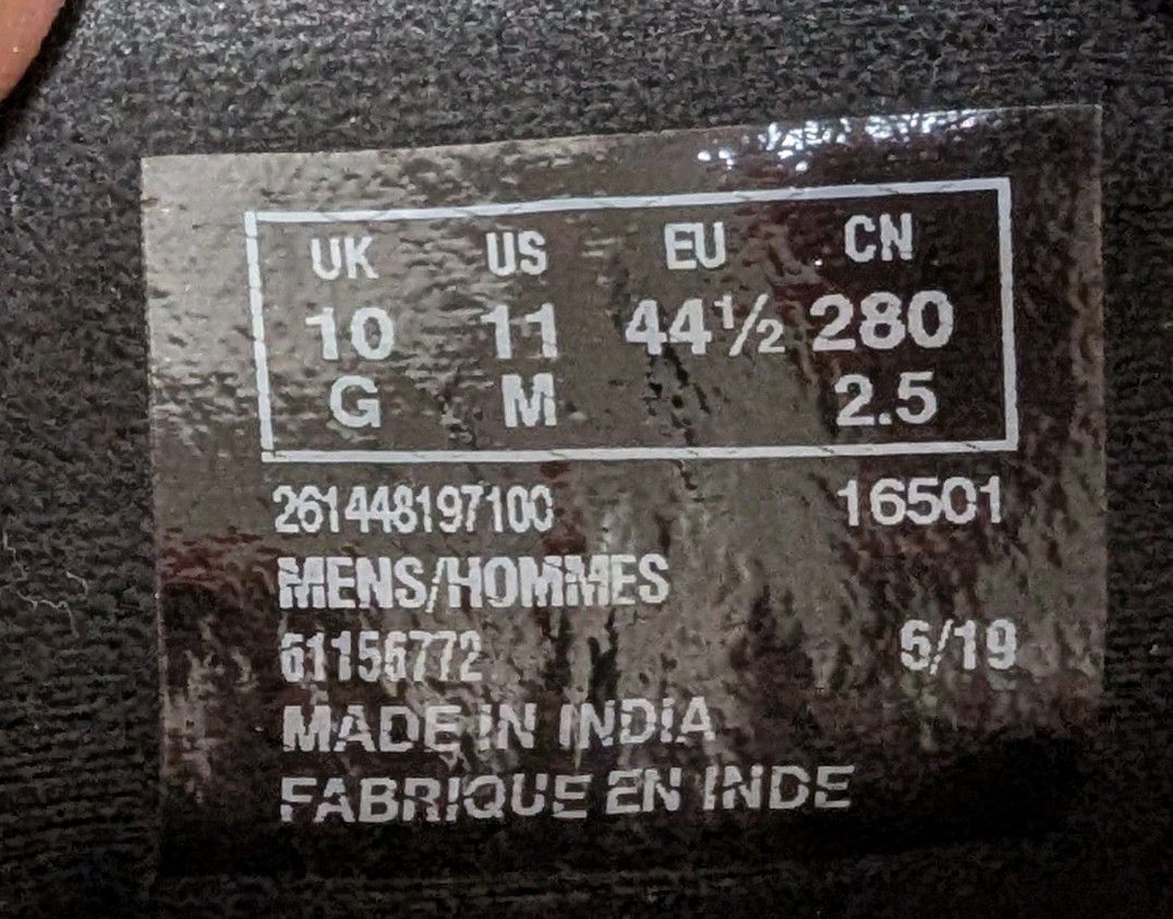 Clarks Clarks Men's Paulson Mid Chukka Boot Black 16501 Size 11 Size US 11 / EU 44 - 12 Thumbnail