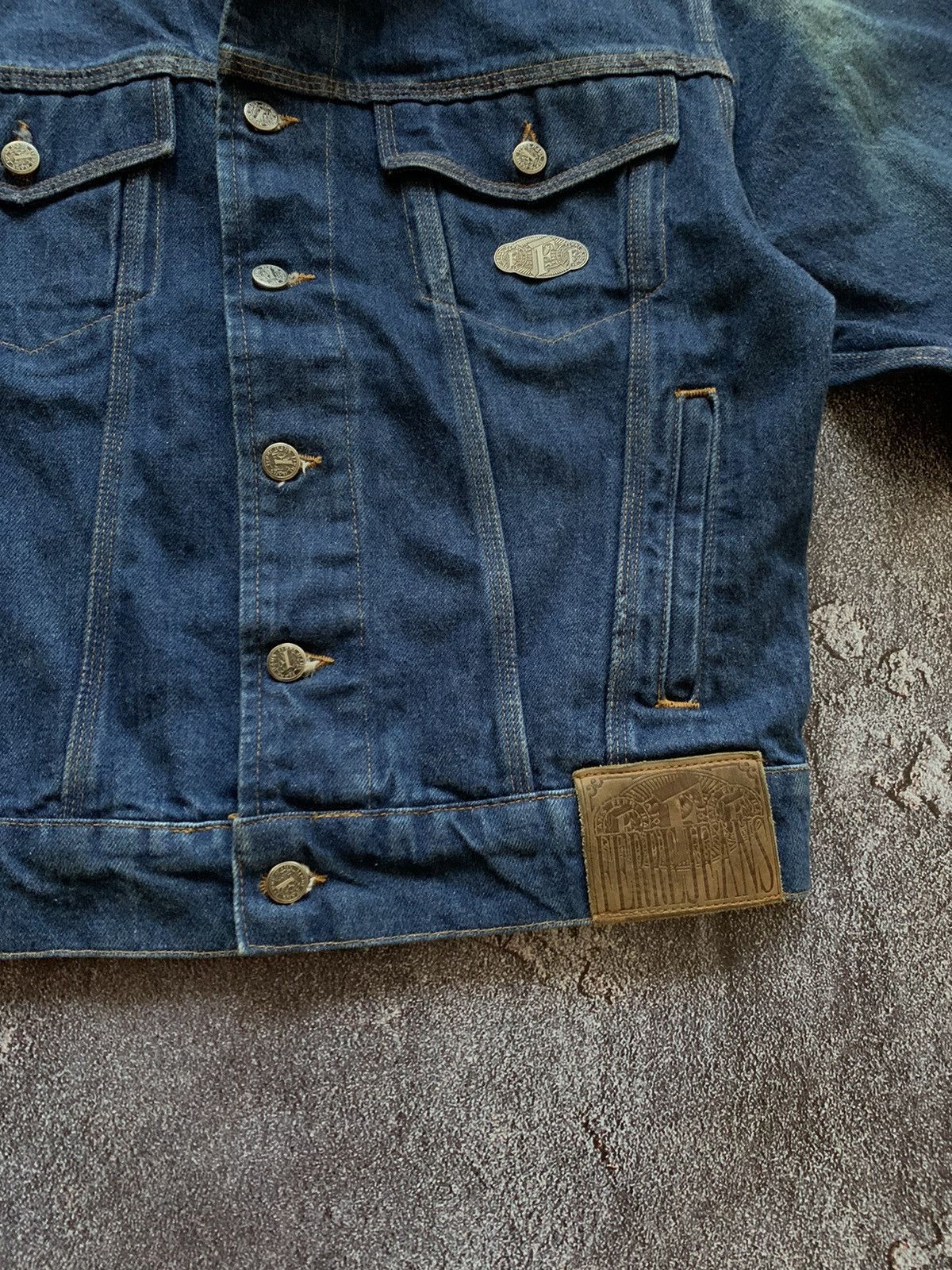 Gianfranco Ferre Gianfranco Ferre Denim Jacket / Avant Garde Leather Patch Size US S / EU 44-46 / 1 - 5 Thumbnail