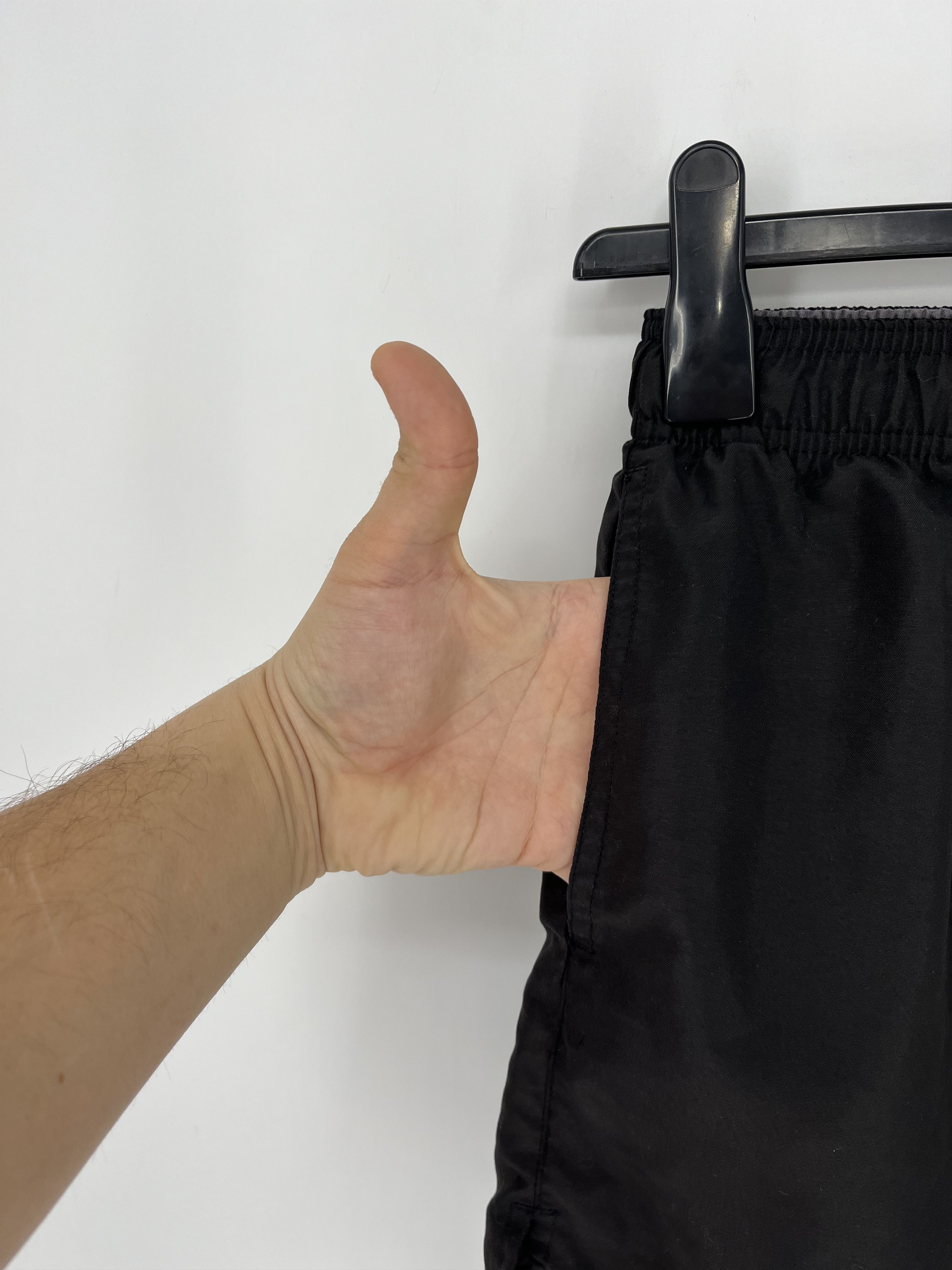 Nike 90s Vintage Nike Black Nylon Mini Swoosh Shorts Travis Style Size US 30 / EU 46 - 5 Thumbnail