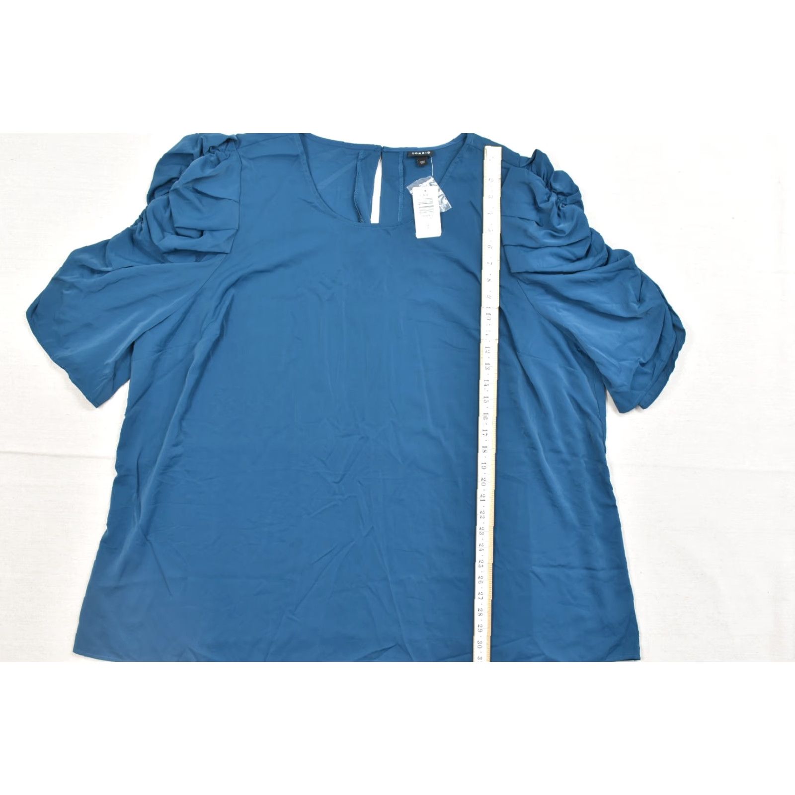 Torrid Torrid Plus Size 5X 28 Legion Blue SS Ruched Sleeve Blouse New Size XXL / US 16-18 / IT 52-54 - 4 Thumbnail
