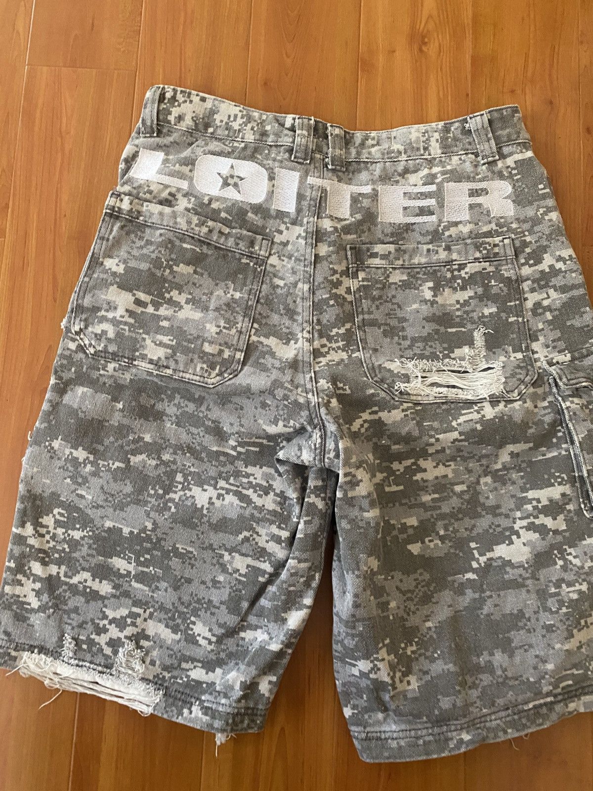 Other Loiter DigiCamo Cargo Baggy Shorts Size US 32 / EU 48 - 5 Thumbnail