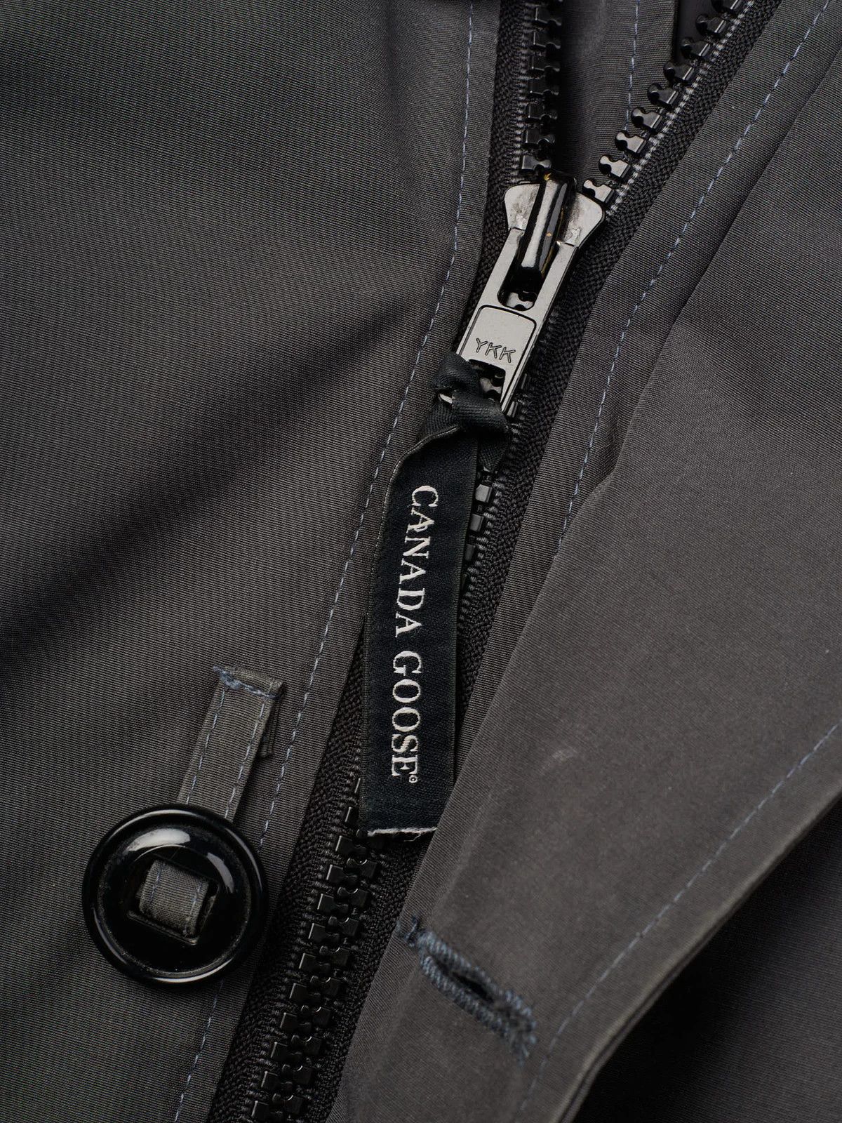 Canada Goose CANADA GOOSE Chateau Parka 3426M Gray Down Jacket Size US XL / EU 56 / 4 - 7 Thumbnail
