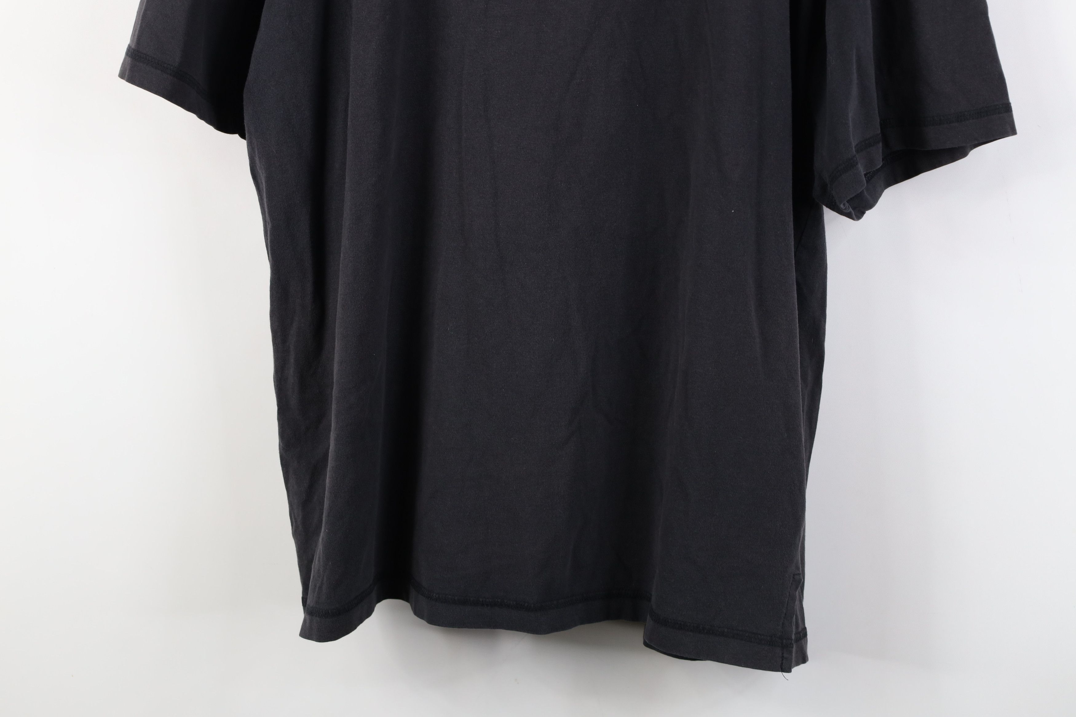 Vintage Vintage 90s Y2K Streetwear Sun Faded Henley T-Shirt Black Size US L / EU 52-54 / 3 - 14 Thumbnail