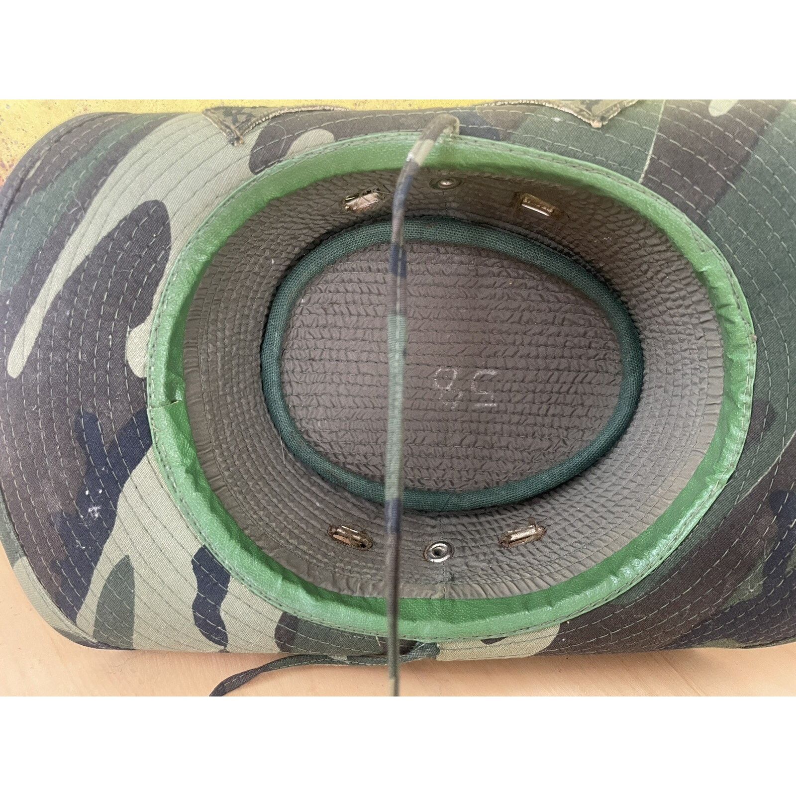 Vintage Authentic Vietnam Camouflage Boonie Hat 8th Security Police Size ONE SIZE - 4 Thumbnail