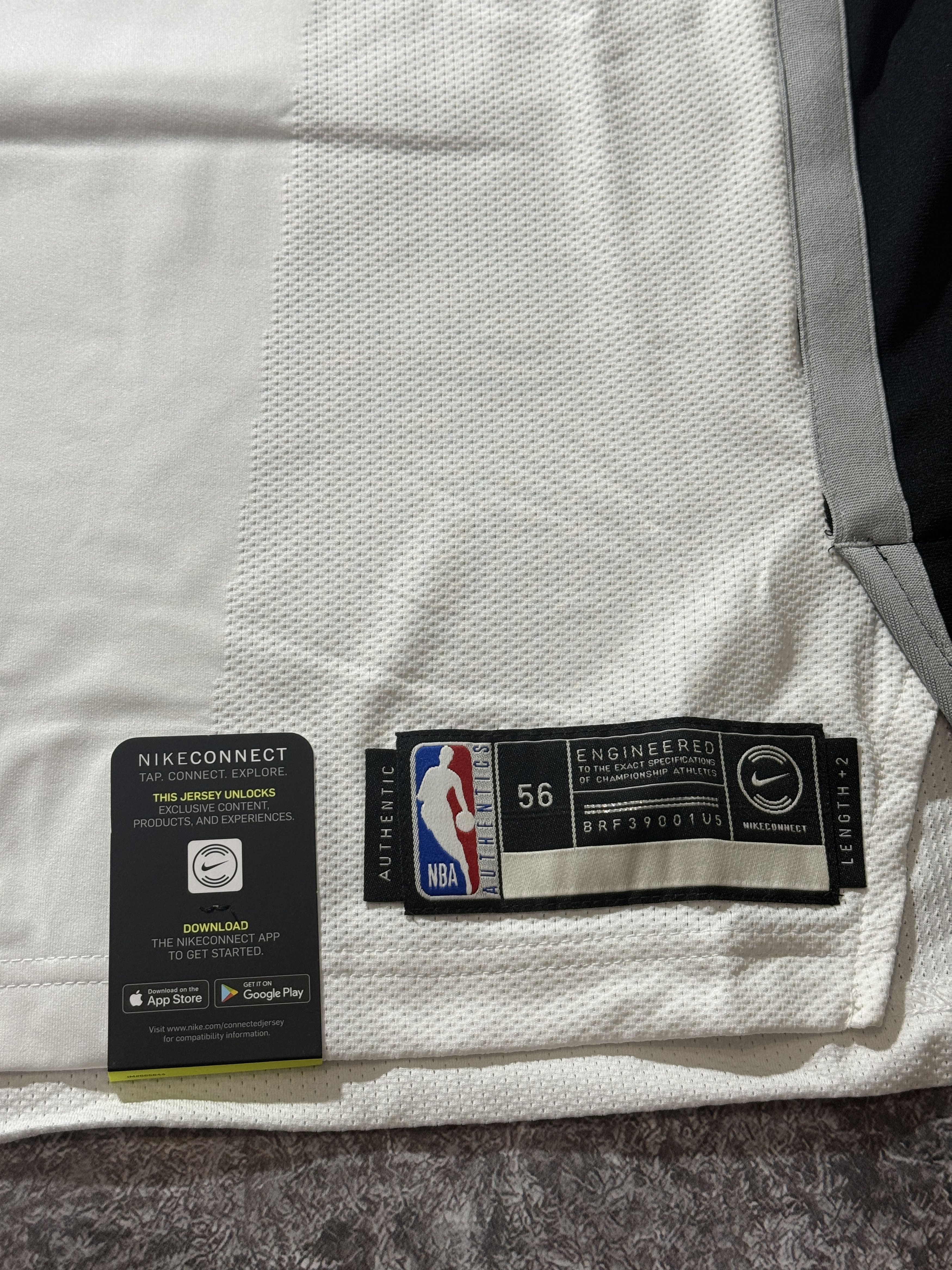 Nike SUN ANTONIO SPURS AUTHENTIC BASKETBALL JERSEY VAPORKNIT 2XL Size US XXL / EU 58 / 5 - 5 Thumbnail