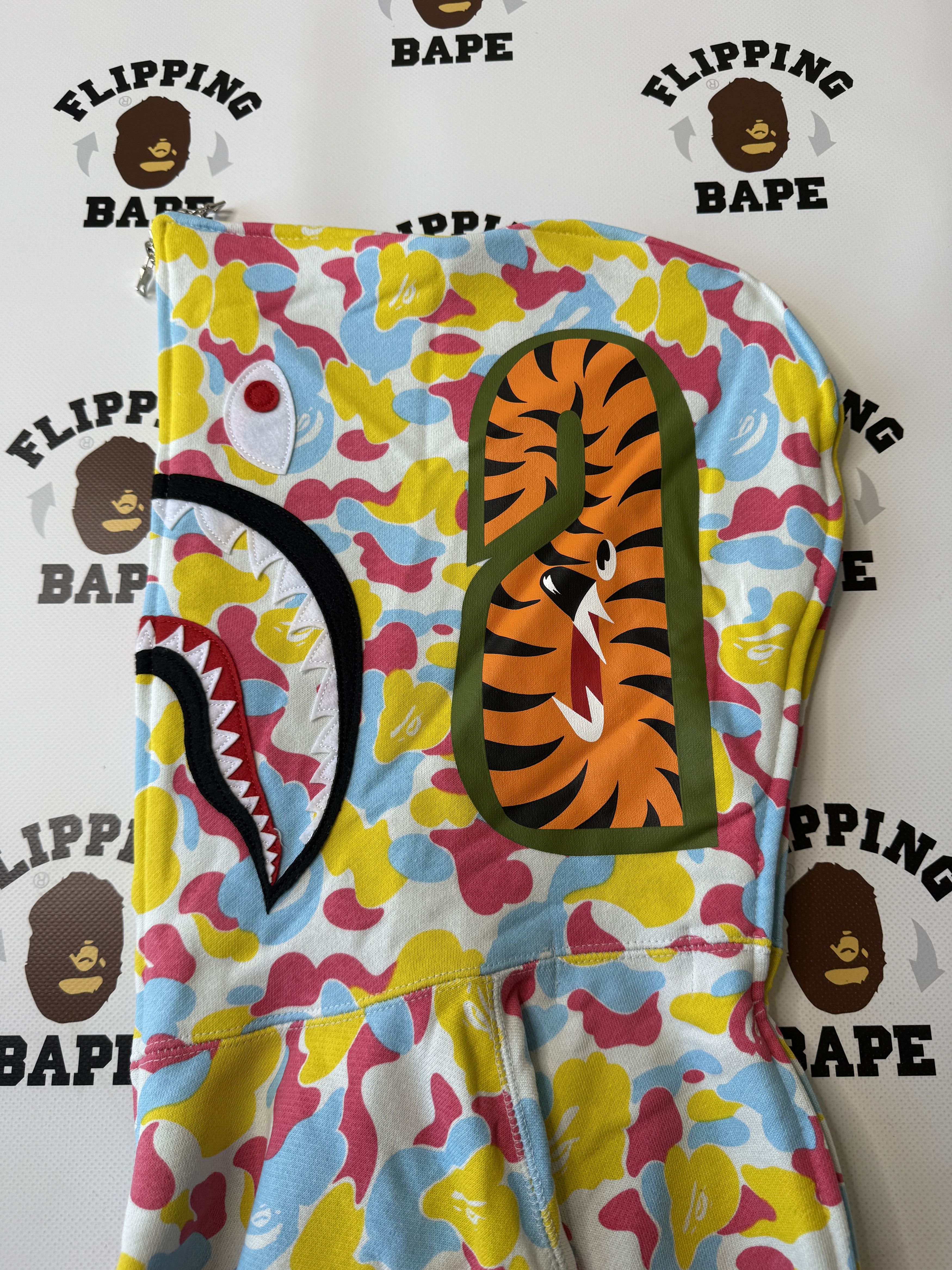 Bape BAPE SANYA SEPARATE SHARK FULL ZIP HOODIE Size US M / EU 48-50 / 2 - 6 Thumbnail