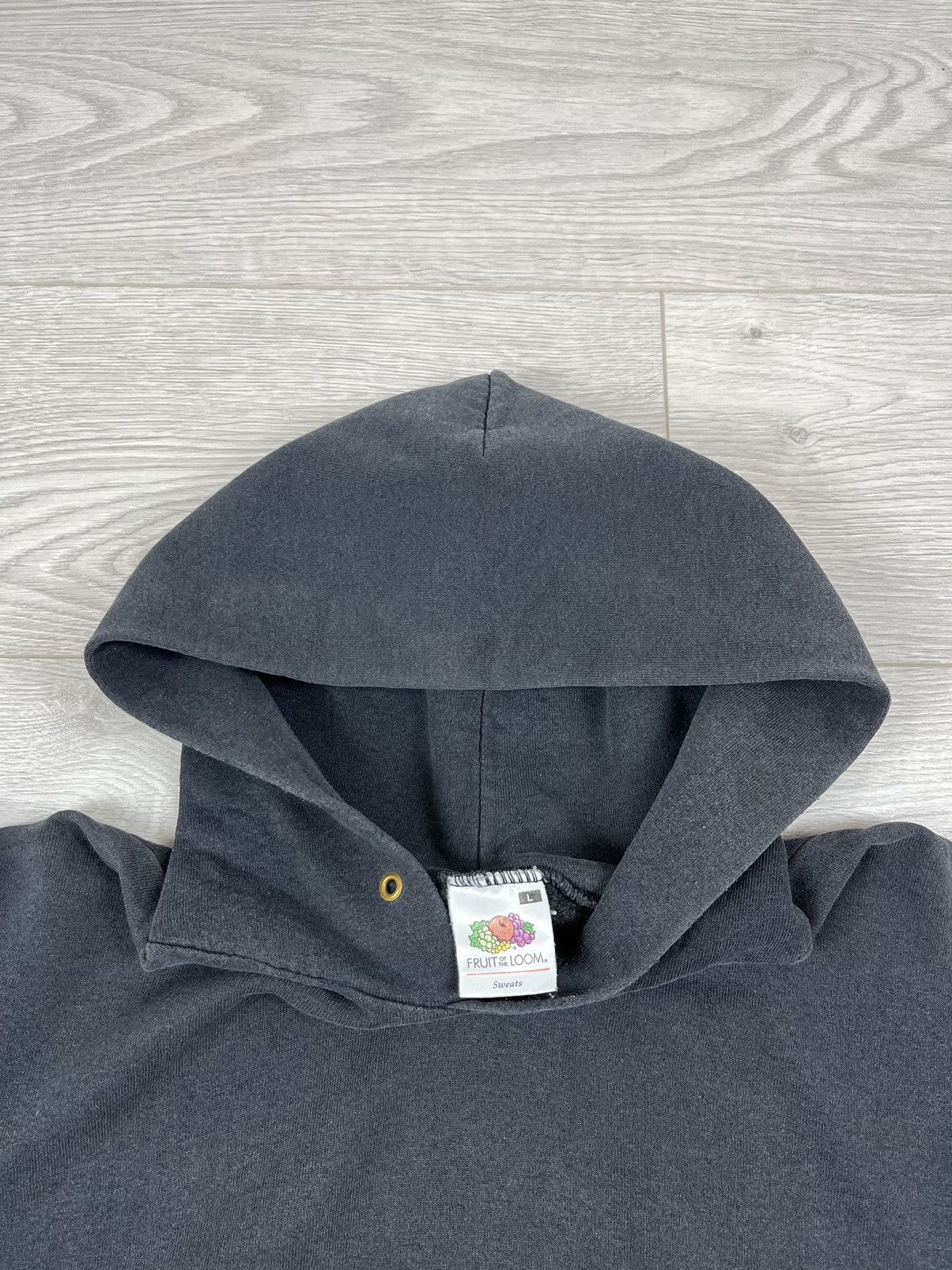 Fruit Of The Loom × Vintage Fruit Of The Loom Vintage Black Faded Basic Hoodie Size US L / EU 52-54 / 3 - 9 Thumbnail