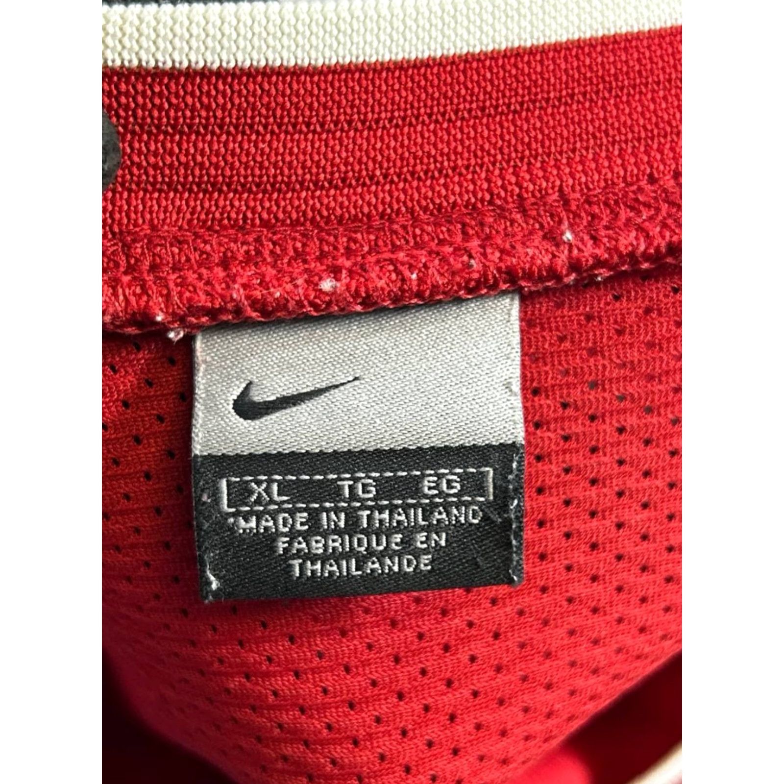 Nike VINTAGE Nike Shirt Mens Xl Red Y2k Running Pullover Size US XL / EU 56 / 4 - 3 Thumbnail