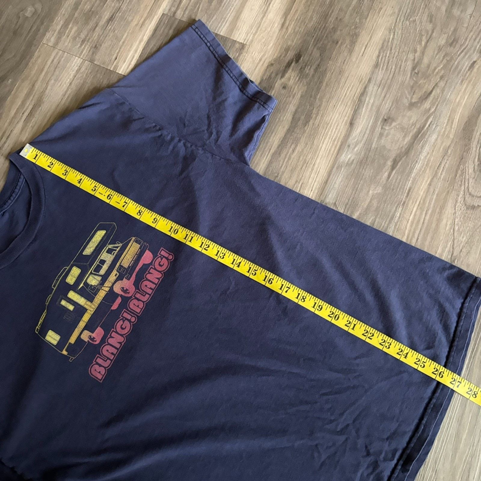 Vintage Spring Breakers 2012 Movie Alien T-Shirt Men's Size L Size US L / EU 52-54 / 3 - 5 Thumbnail