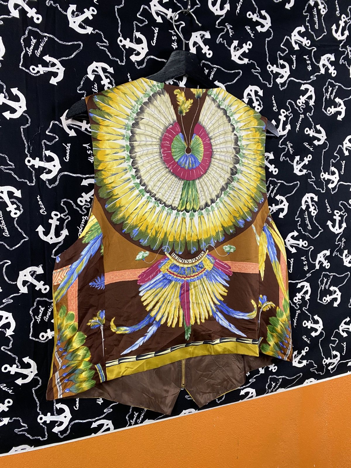 Vintage Vintage Reform Boutique Silk Scarf Vest Hermès Paris Motif Size US S / EU 44-46 / 1 - 11 Thumbnail