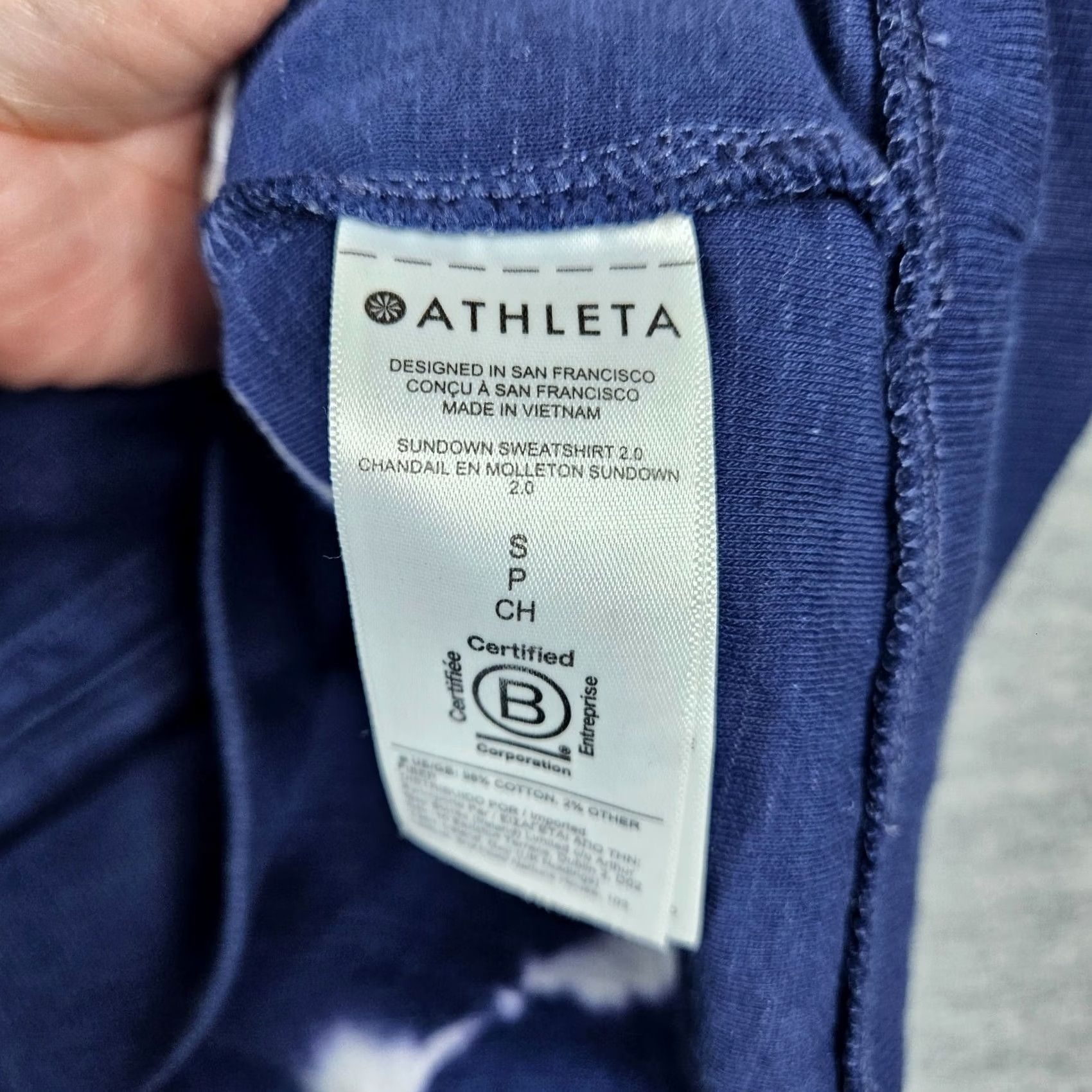 Athleta Athleta Sweatshirt Women S Blue Tie Dye Crew Neck Pullover Fleece Logo All Seasons Size S Size S / US 4 / IT 40 - 4 Thumbnail