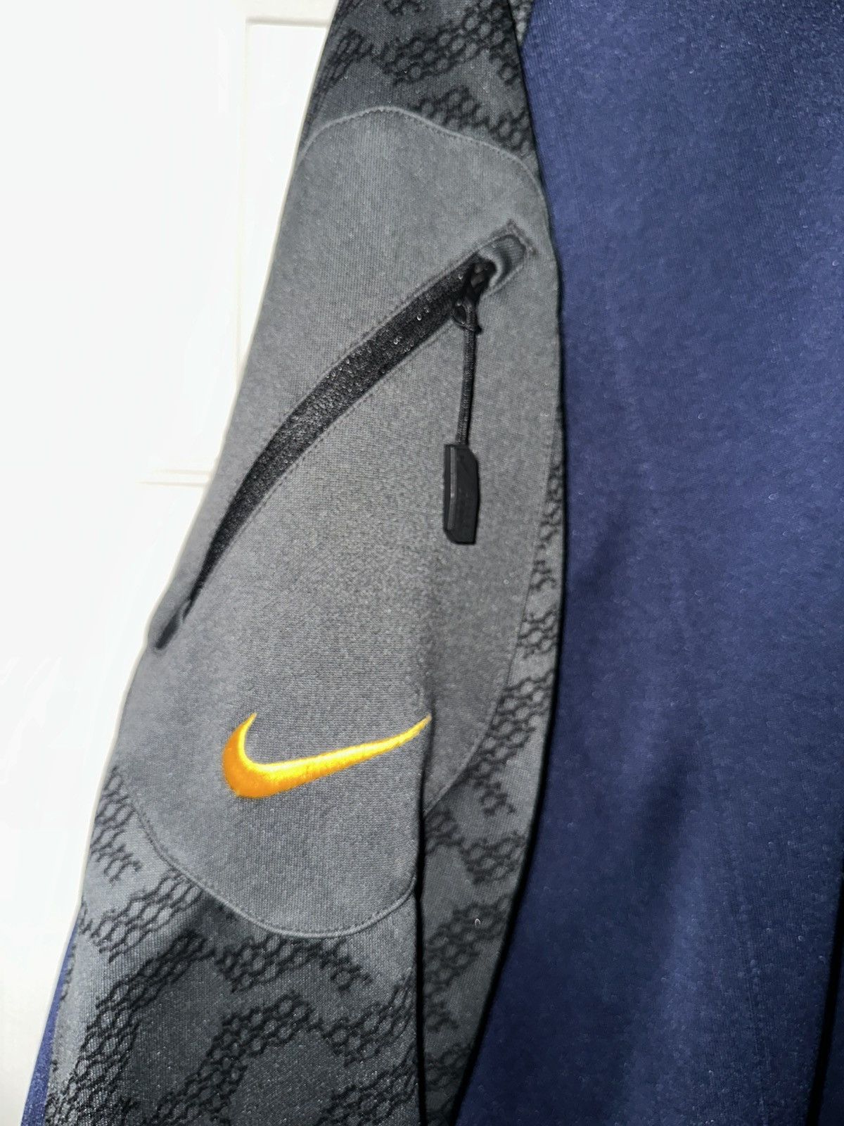 Nike Men’s Cal UC Berkeley Nike Dri-FIT Full Zip Track Jacket Size US S / EU 44-46 / 1 - 6 Thumbnail