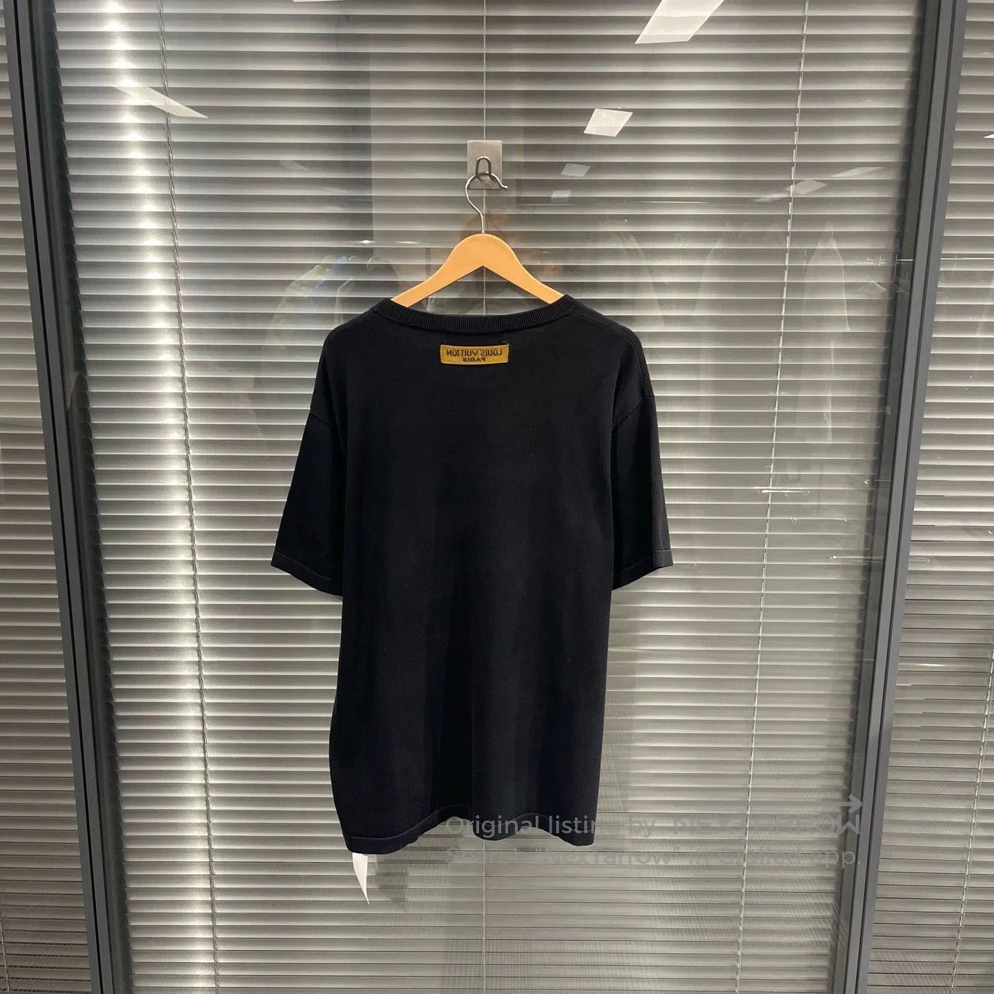 Louis Vuitton Black Short Sleeve Graphic Print T-Shirt. Size US XL / EU 56 / 4 - 2 Thumbnail