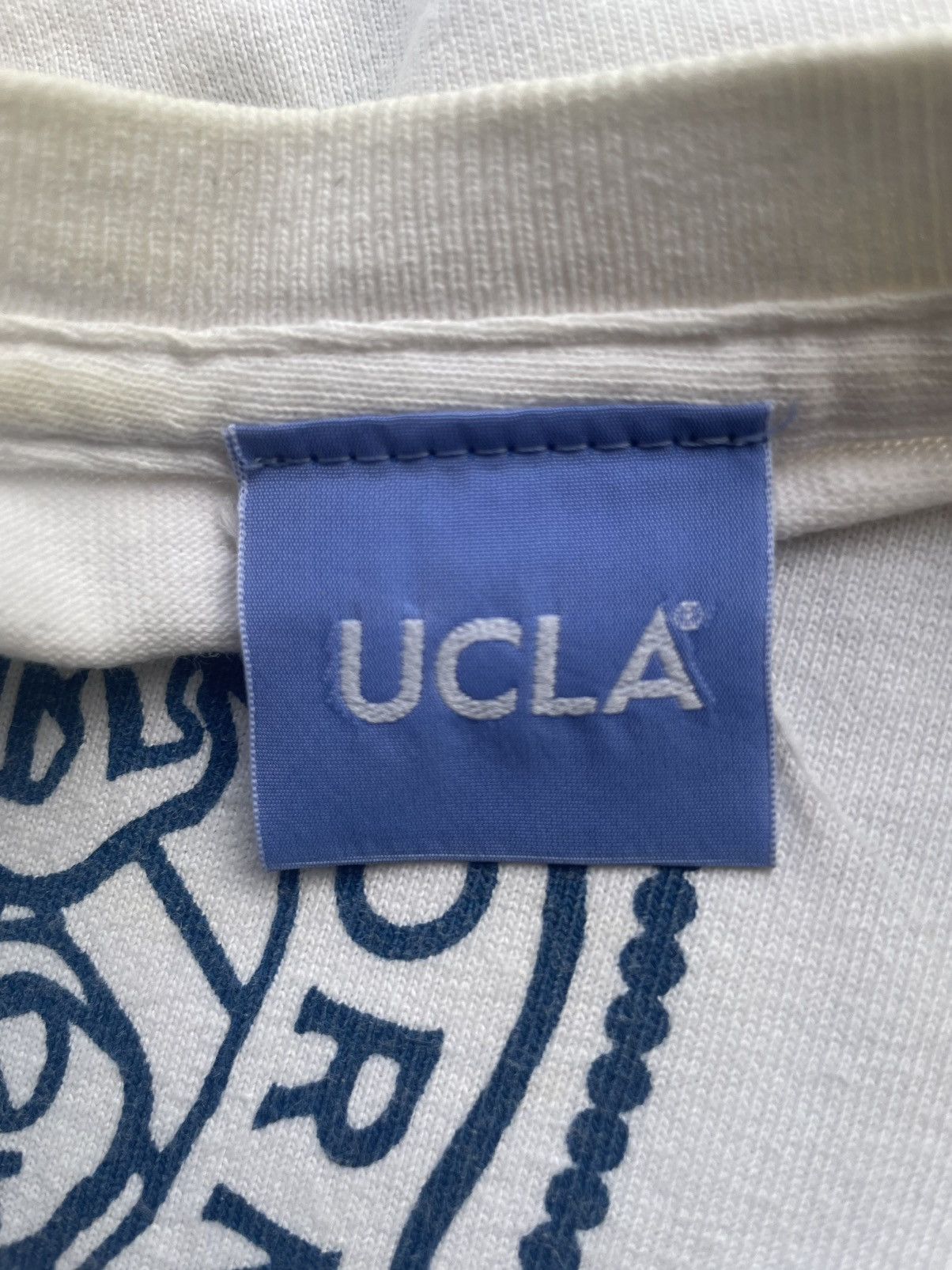 Vintage Vintage UCLA Tshirt Size US M / EU 48-50 / 2 - 10 Thumbnail