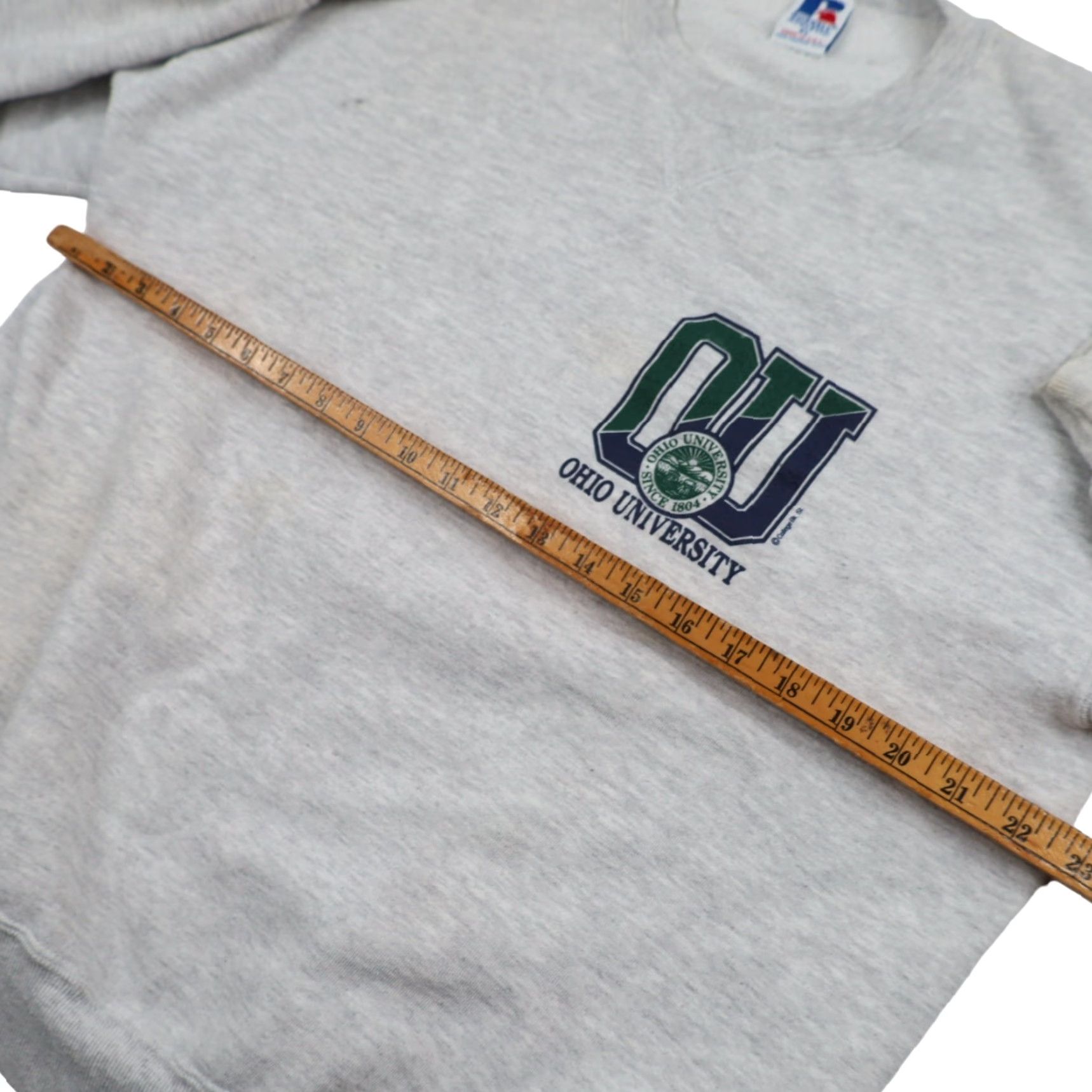 Russell Athletic VINTAGE Russell Athletics Ohio University XL Graphic Spellout Sweatshirt Gray Mens XL Graphic Spellout Sweatshirt Ohio University Russell Athletic Size US XL / EU 56 / 4 - 7 Thumbnail